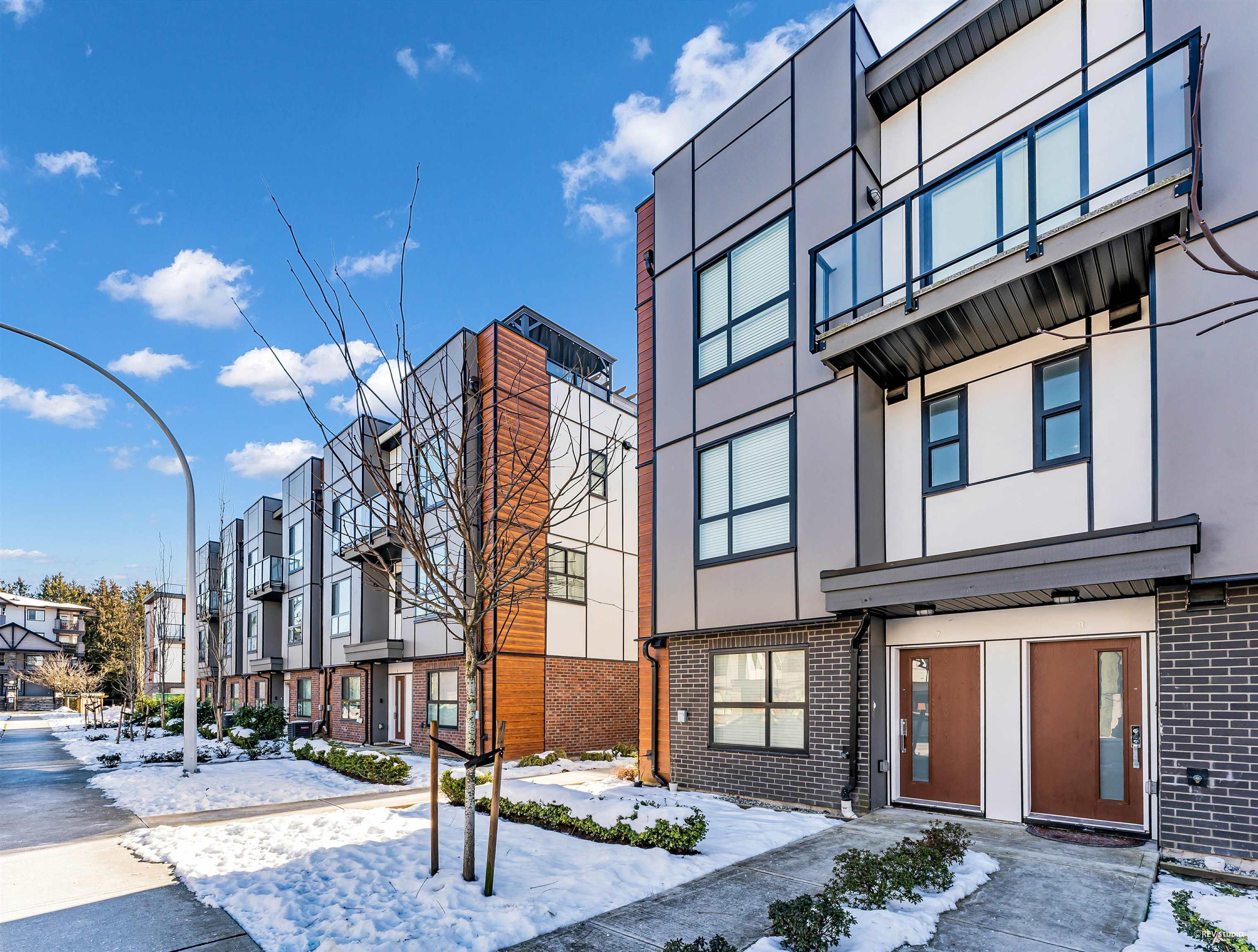 19760 55 Avenue, Langley - Exteriors - Full Complex View - Photo 3