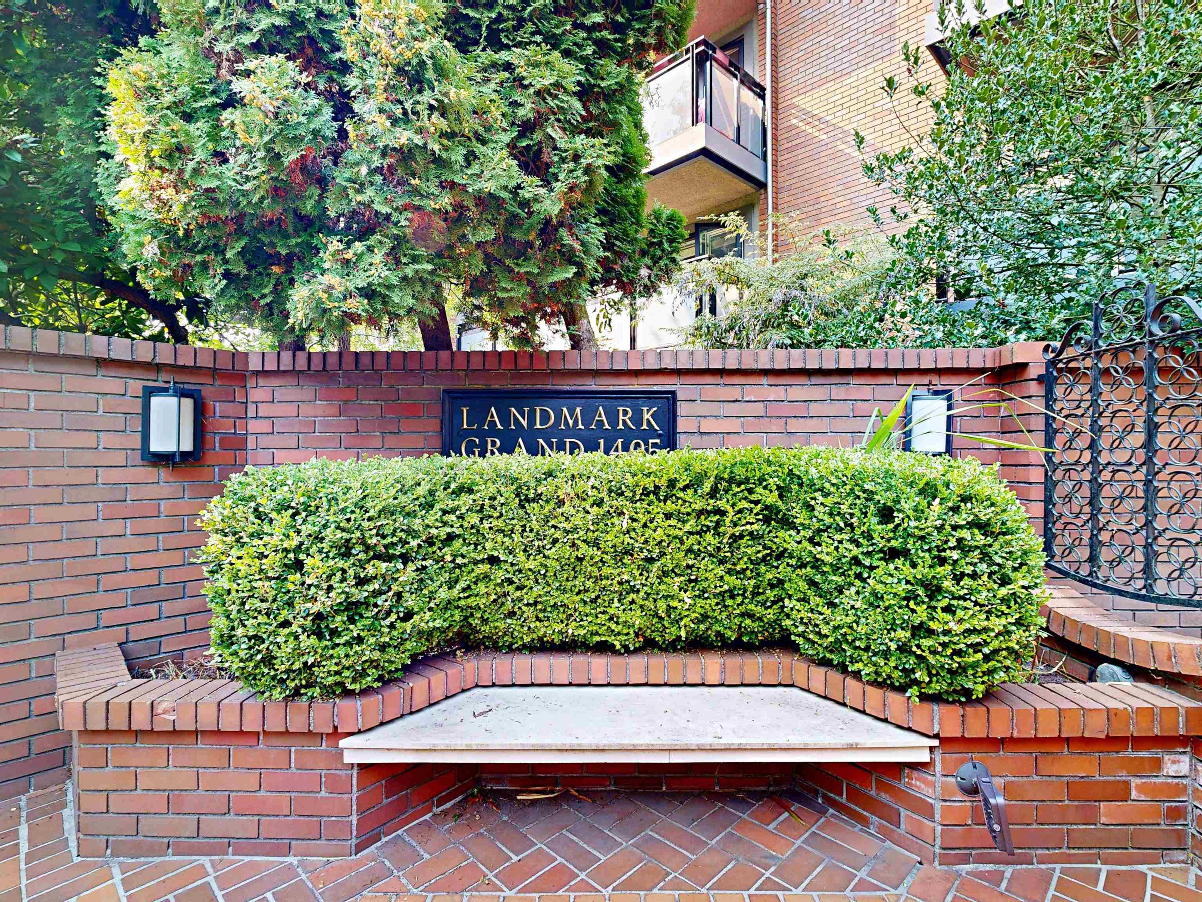 1405 W 15th Avenue, Vancouver - Exteriors - Photo 1