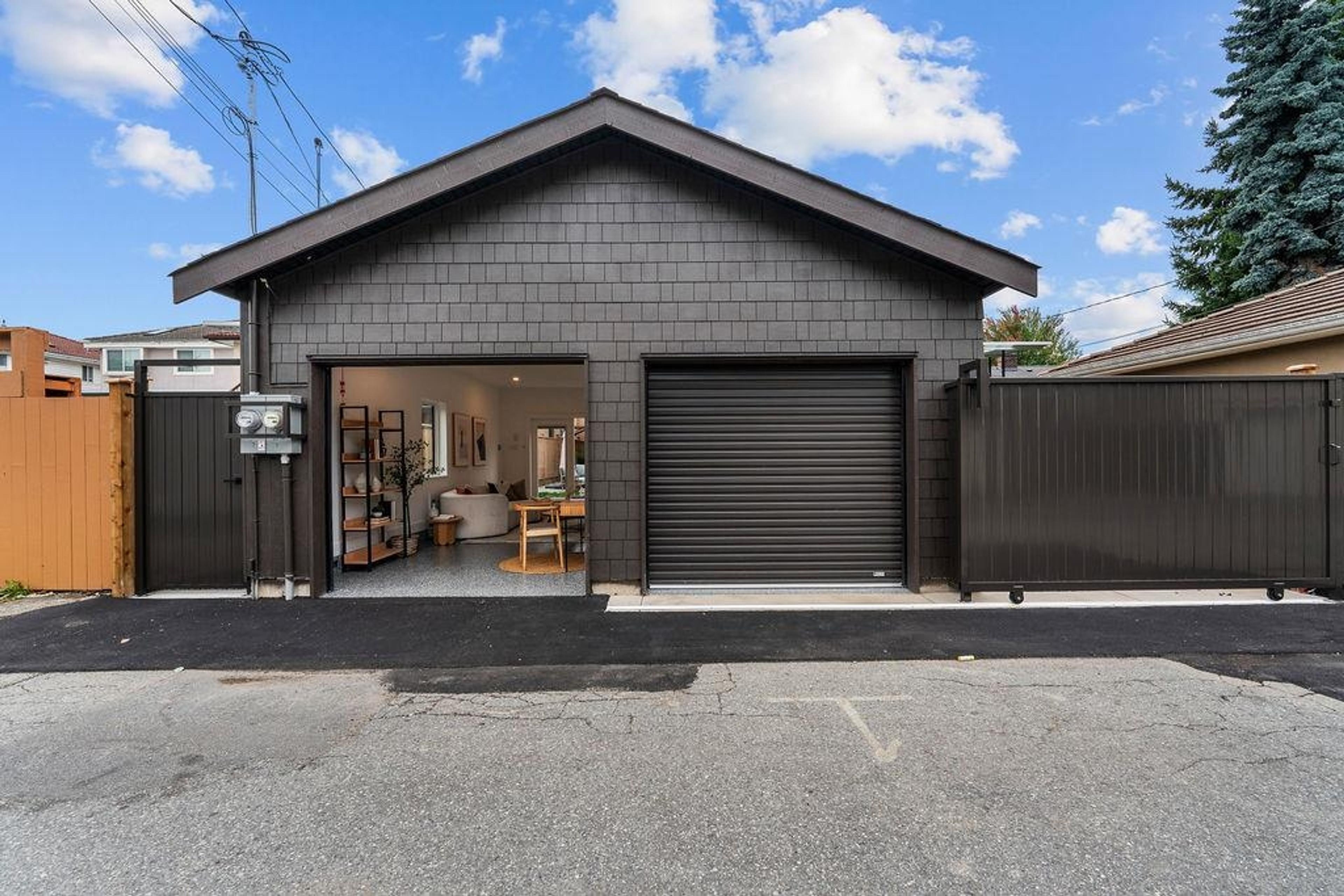 6892 Brooks Street, Vancouver - Exteriors - Photo 1