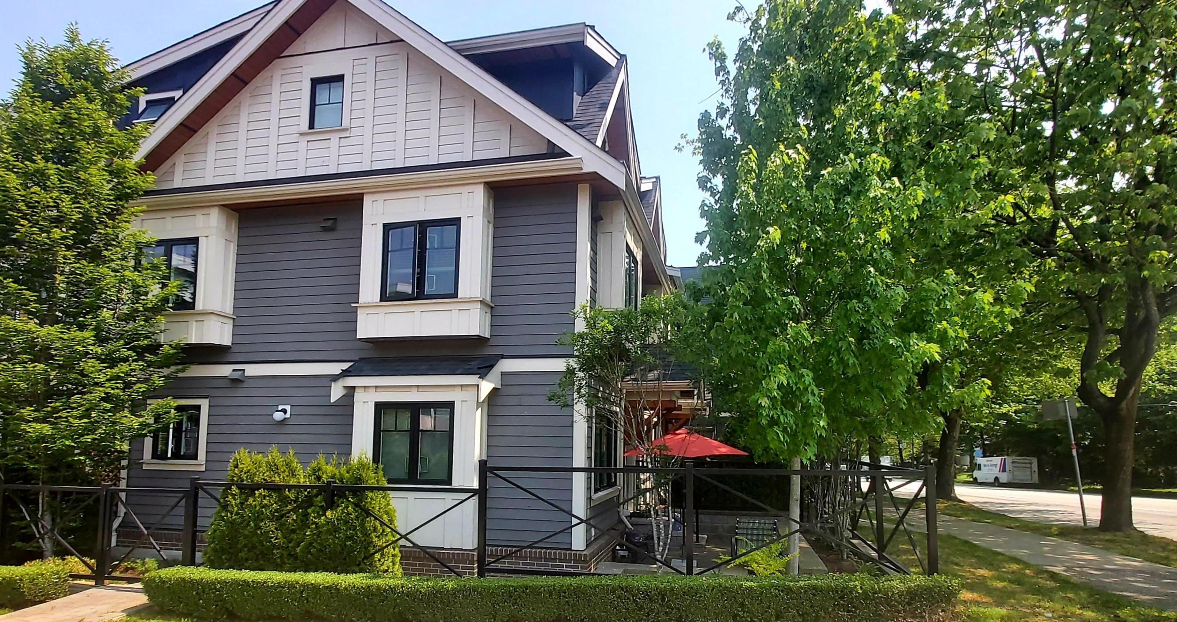 901 E Broadway Street, Vancouver - Exteriors - Photo 1