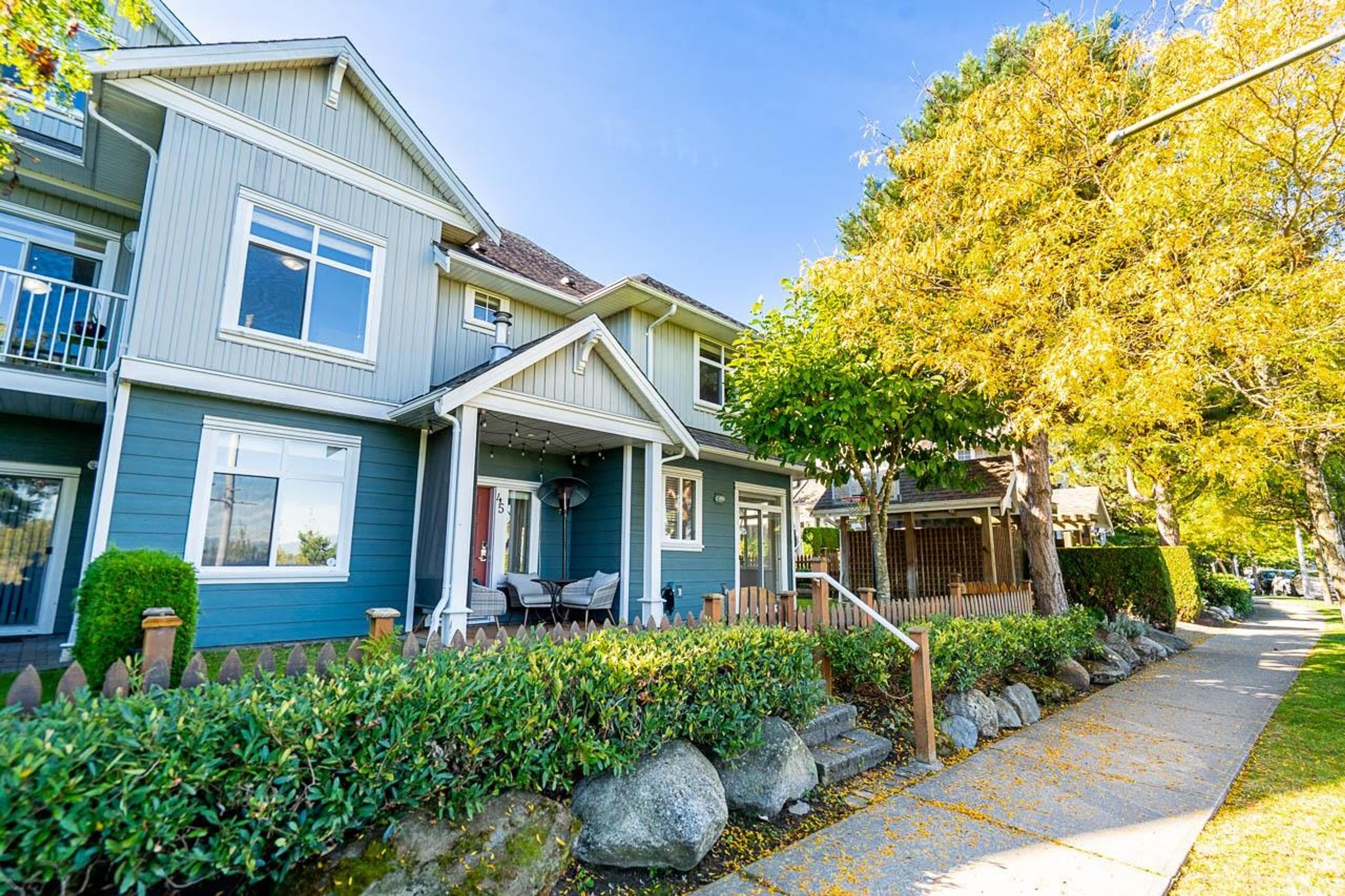 6300 London Road, Richmond - Exteriors - Photo 4