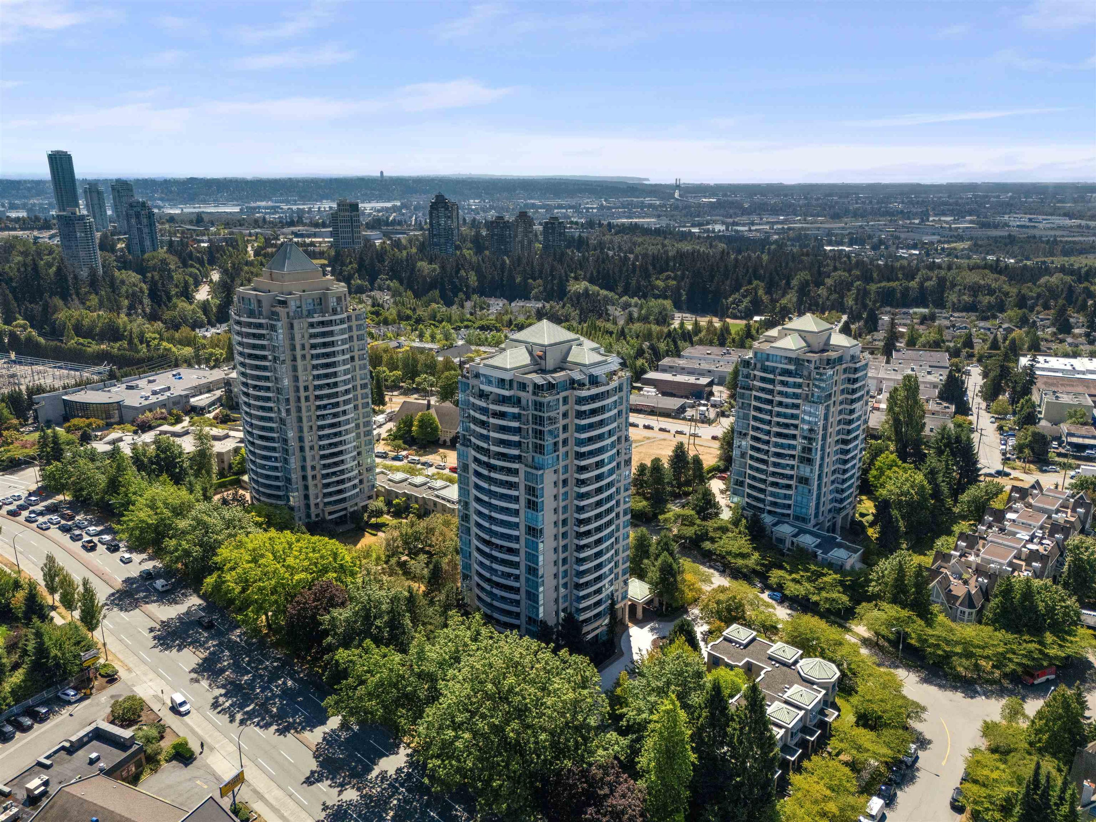 6611 Southoaks Crescent, Burnaby - Exteriors - Full Complex View, Drone/Aerial View - Photo 6