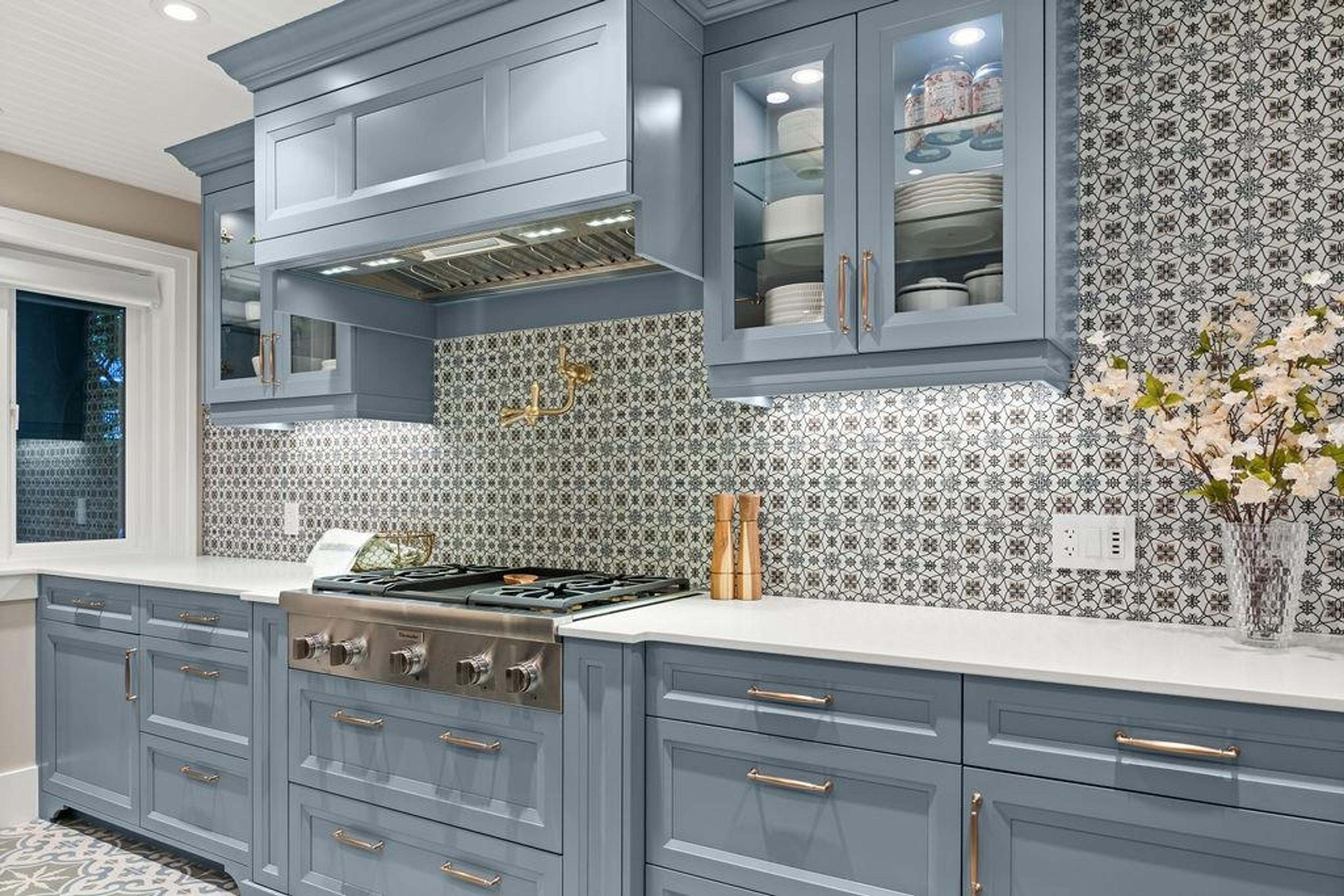 993 BROUGHTON STREET - 13