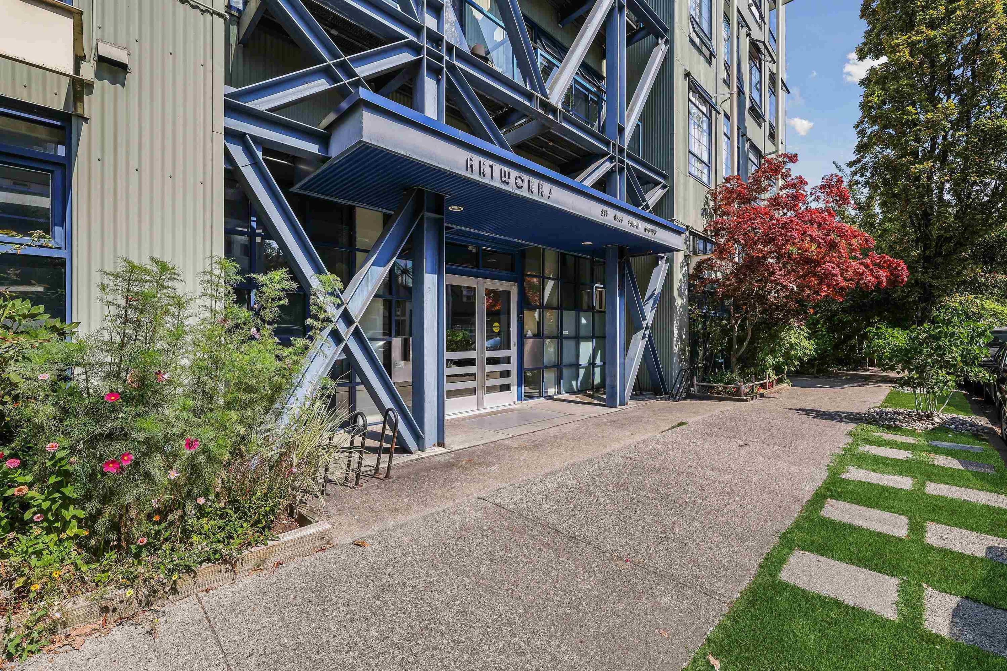 237 E 4th Avenue, Vancouver - Exteriors - Photo 2
