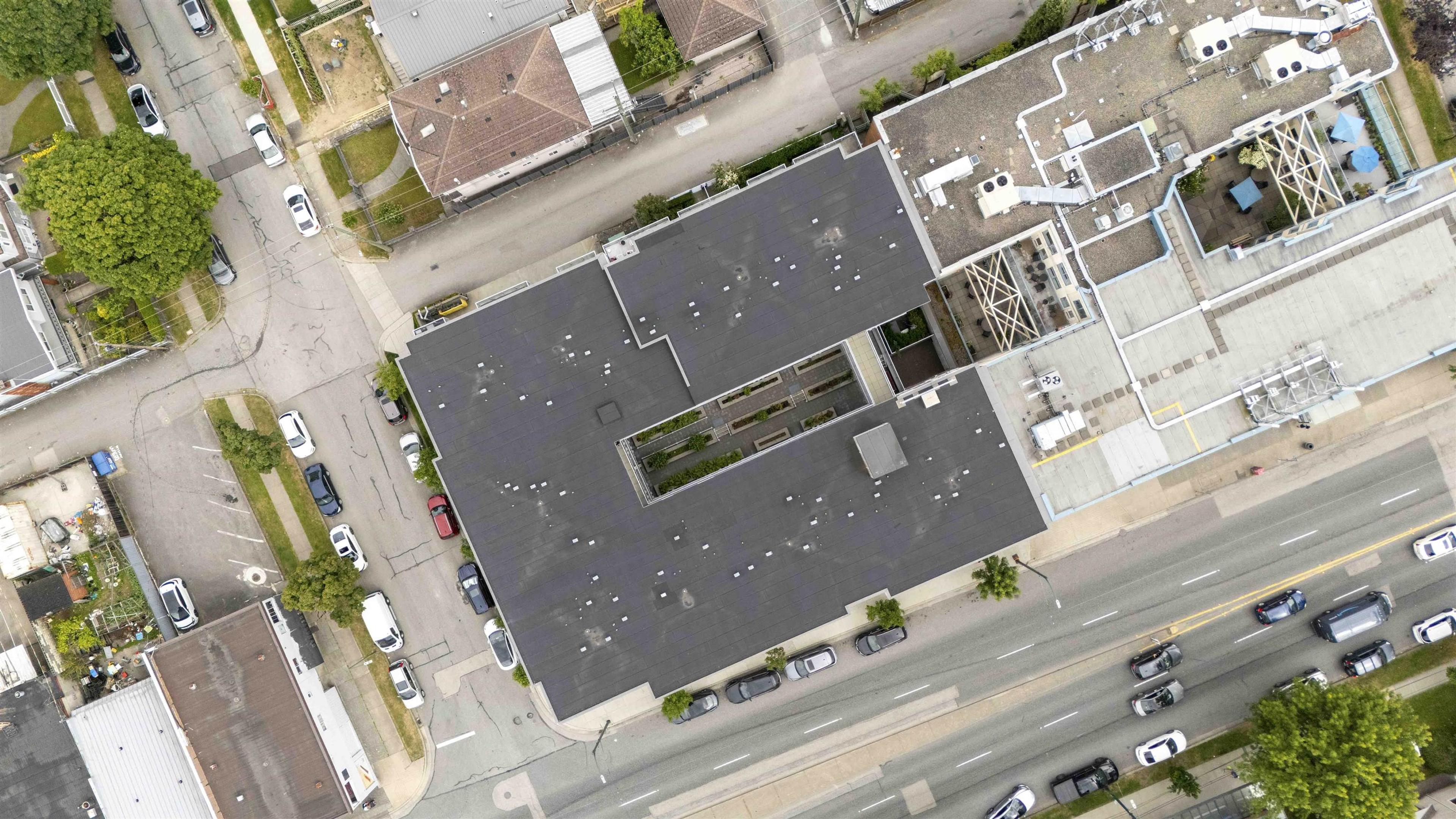 1838 Renfrew Street, Vancouver - Exteriors - Drone/Aerial View - Photo 6