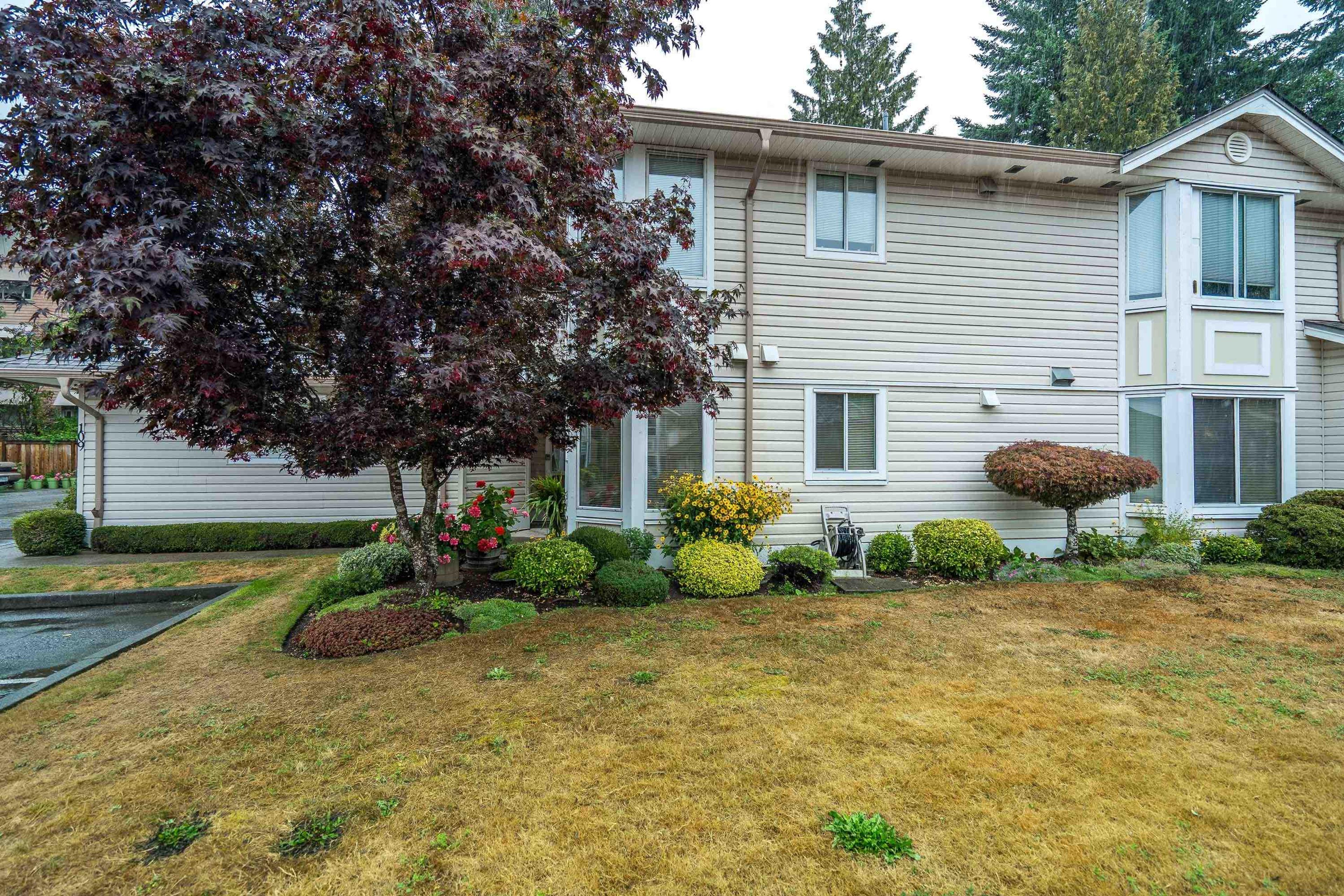 16031 82nd Avenue, Surrey - Exteriors - Photo 4