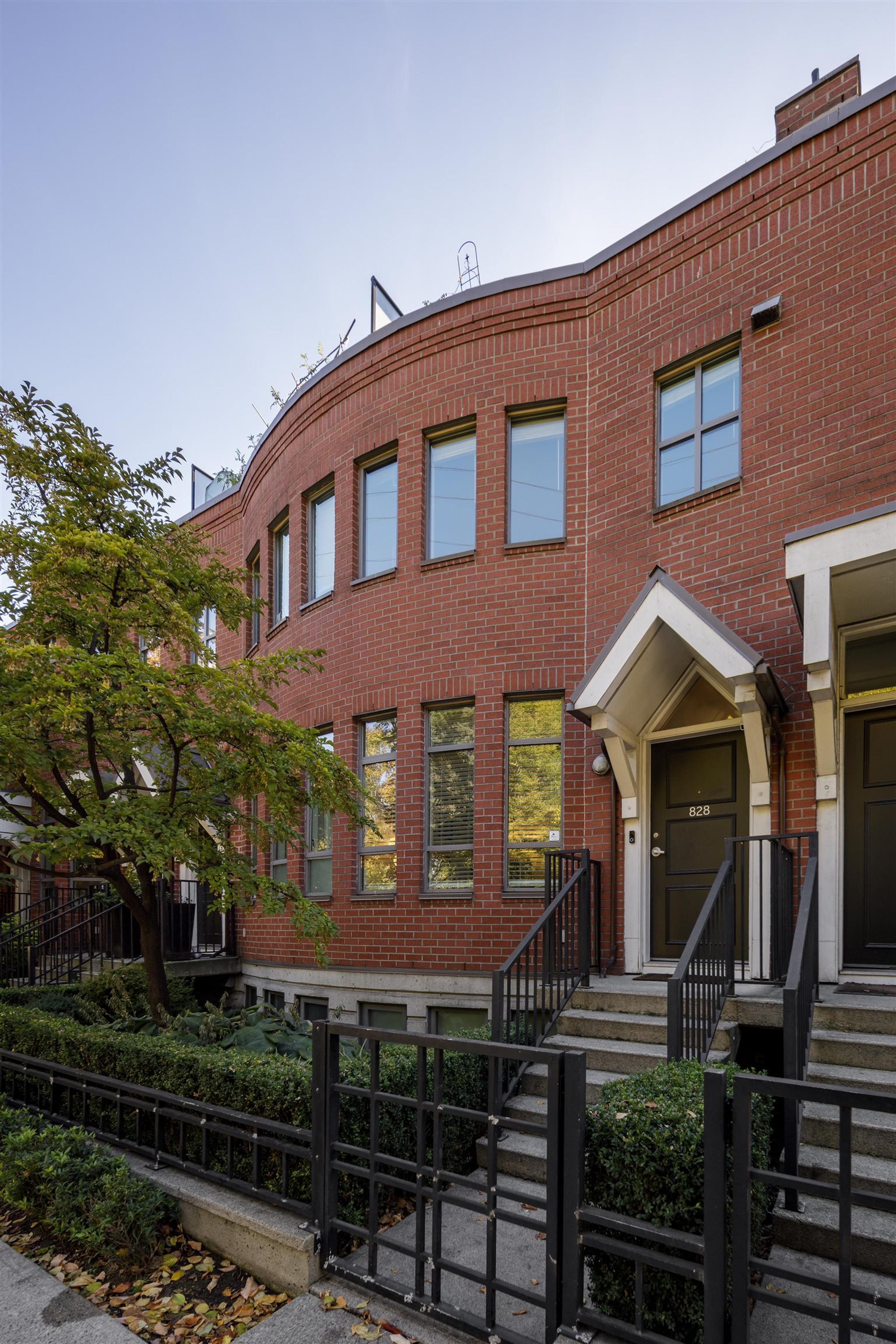 852 W 6th Avenue, Vancouver - Exteriors - Photo 1