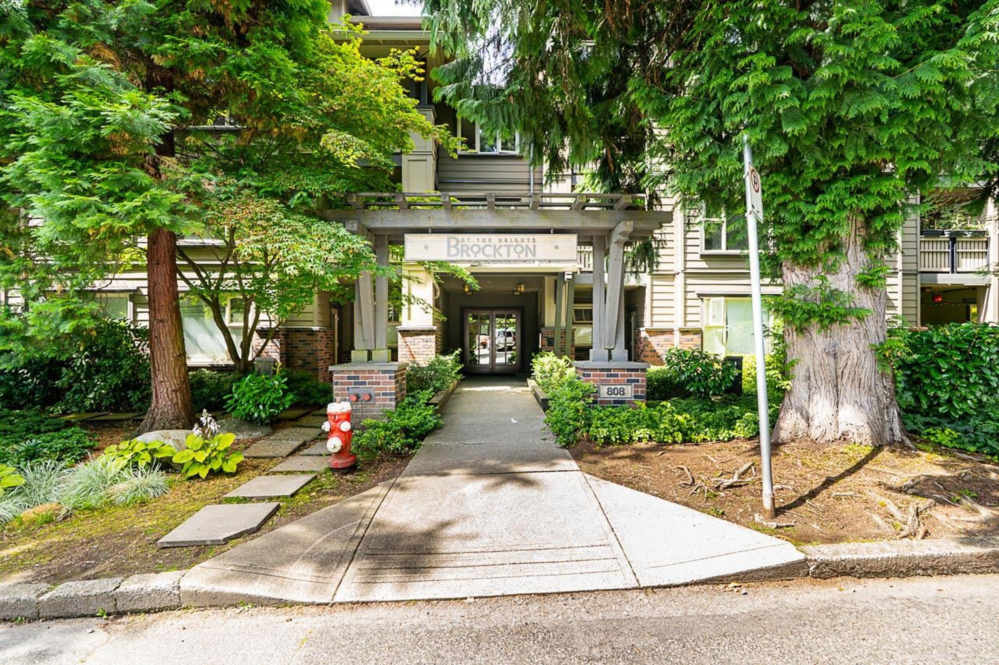 808 Sangster Place, New Westminster - Exteriors - Photo 1