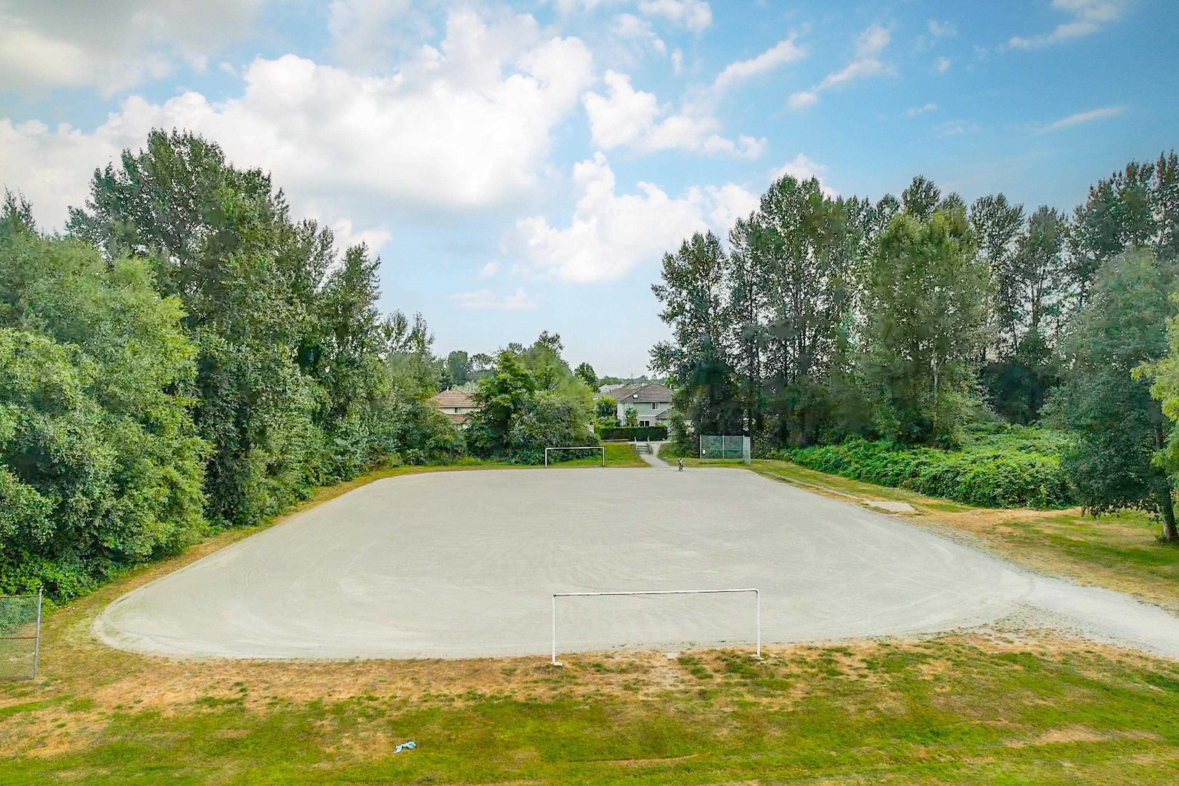 3127 Skeena Street, Port Coquitlam - Exteriors - Photo 4