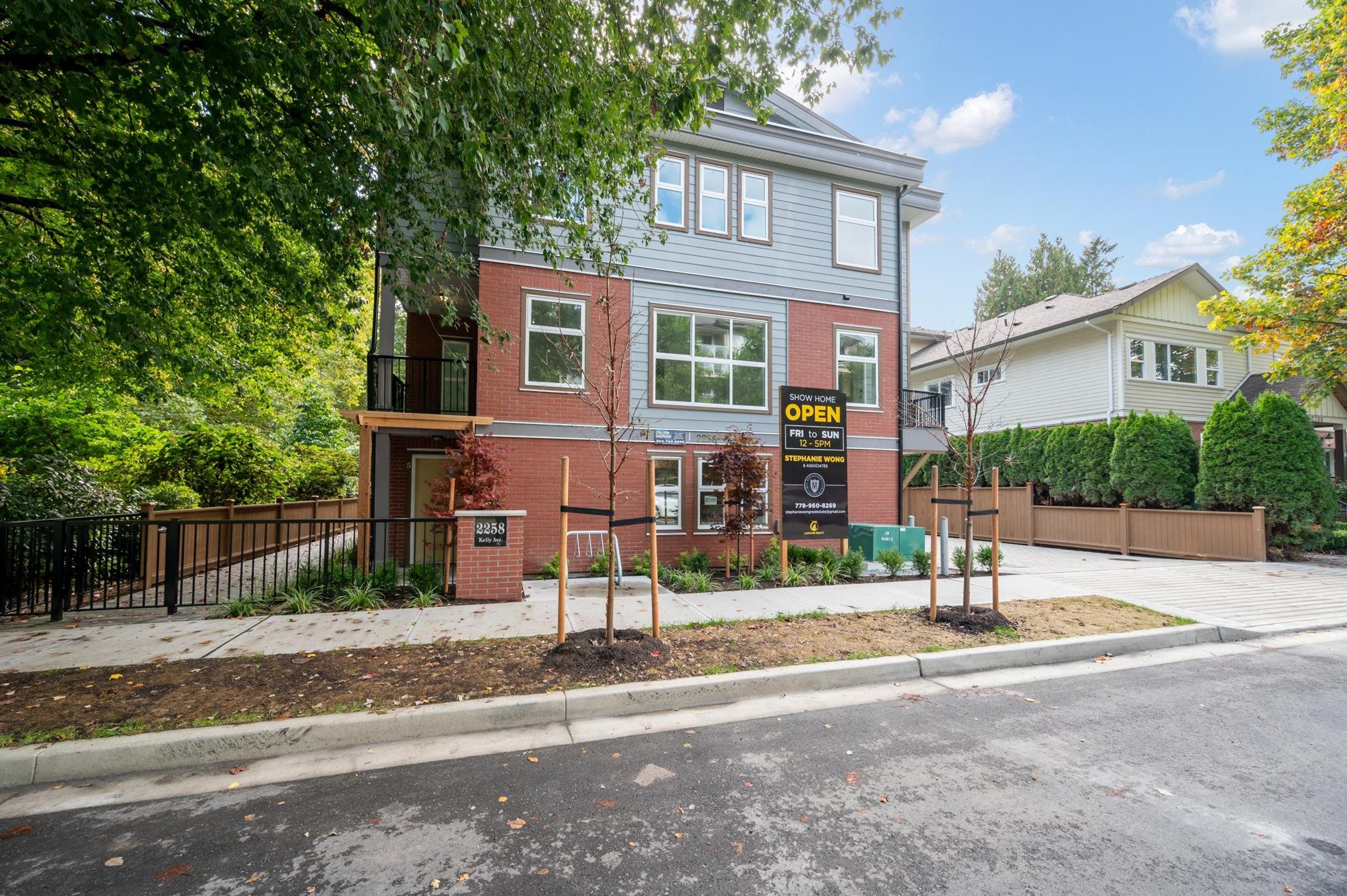 2258 Kelly Avenue, Port Coquitlam - Exteriors - Photo 4