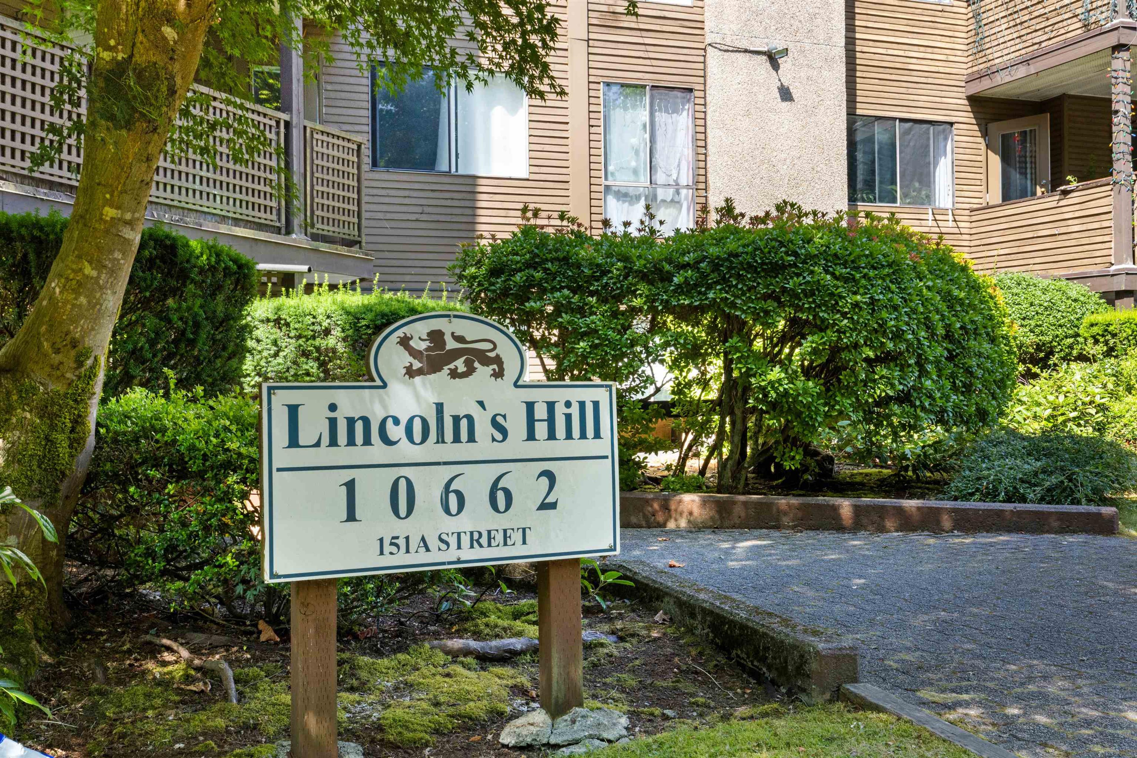 10662 151a Street, Surrey - Exteriors - Photo 1