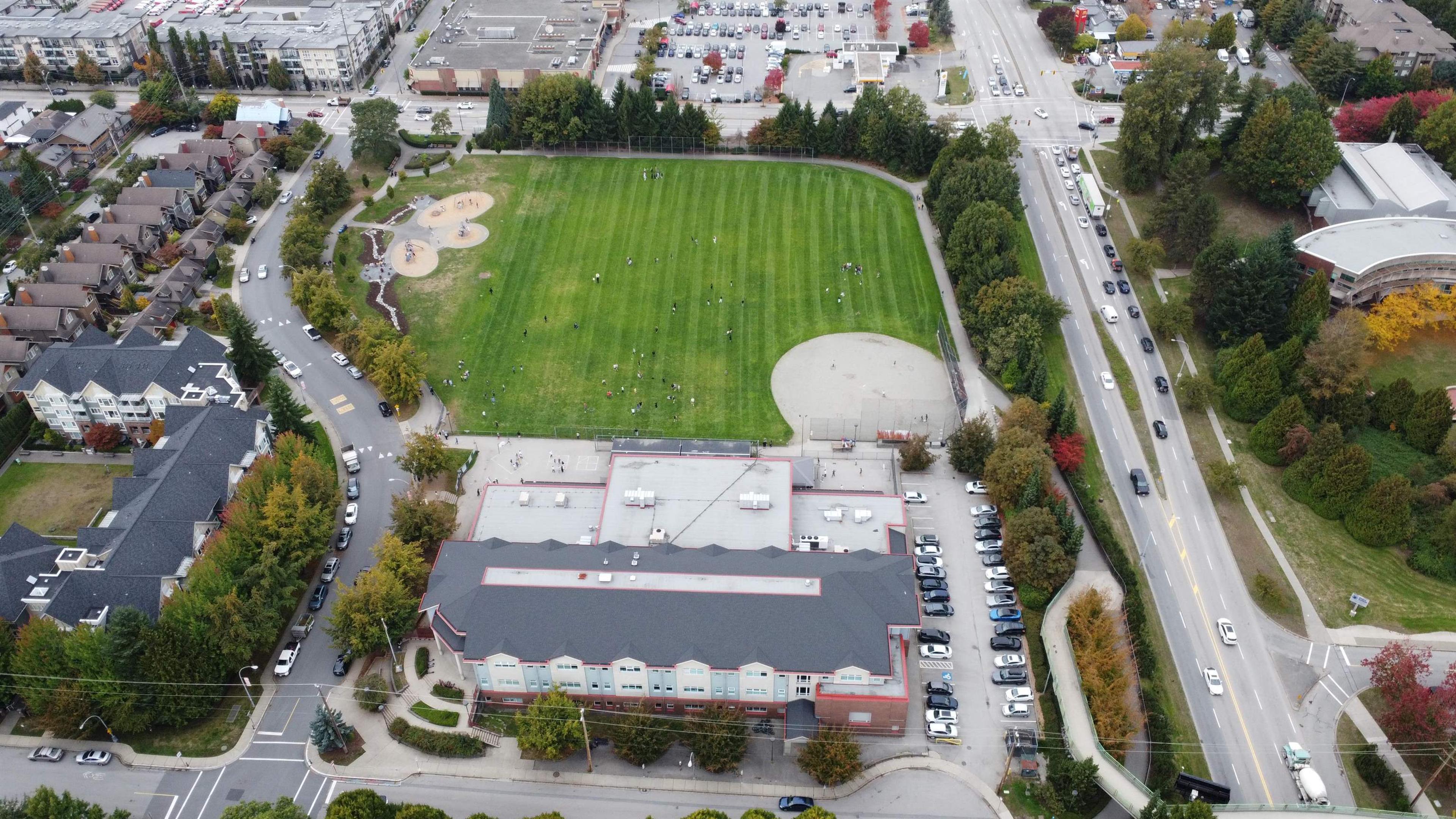 18 Jack Mahony Place, New Westminster - Exteriors - Full Complex View, Drone/Aerial View - Photo 3