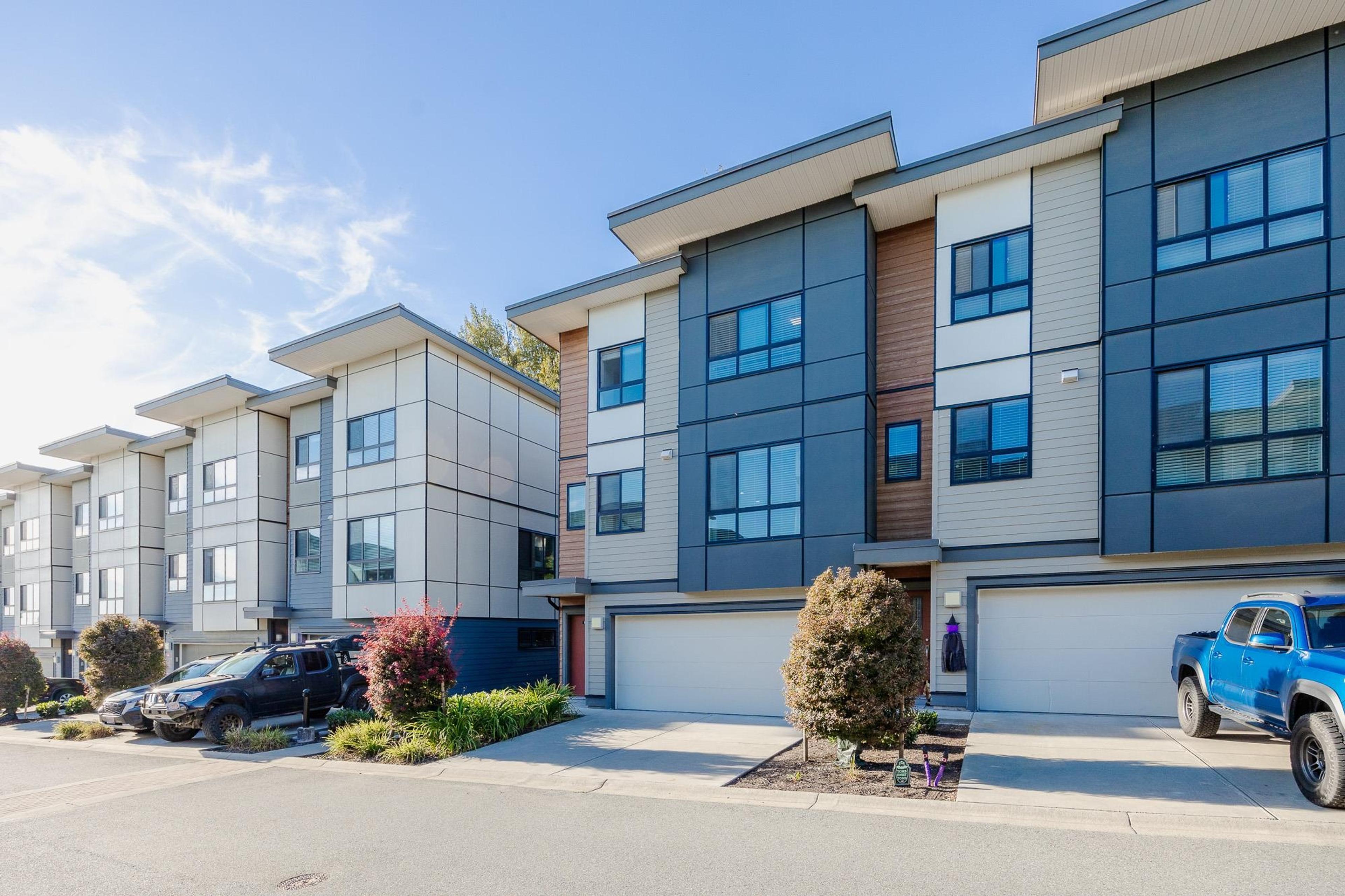 1968 N Parallel Road, Abbotsford - Exteriors - Full Complex View - Photo 1