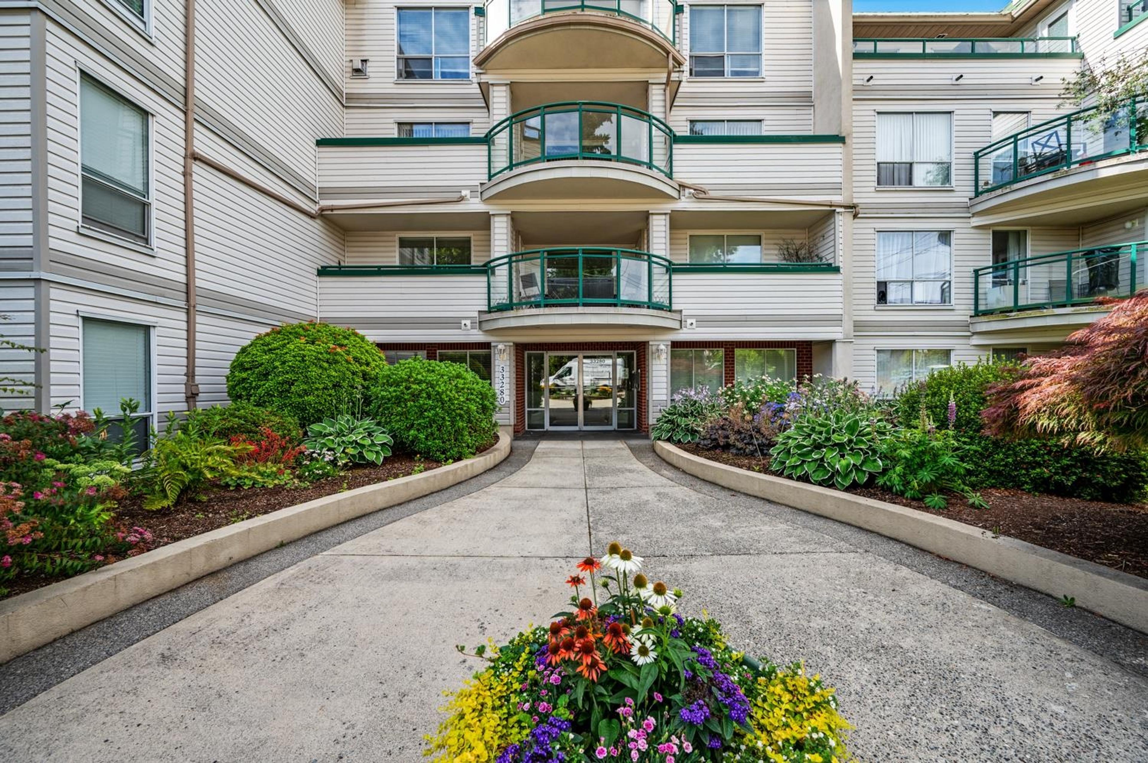 33280 E Bourquin Crescent, Abbotsford - Exteriors - Full Complex View - Photo 2