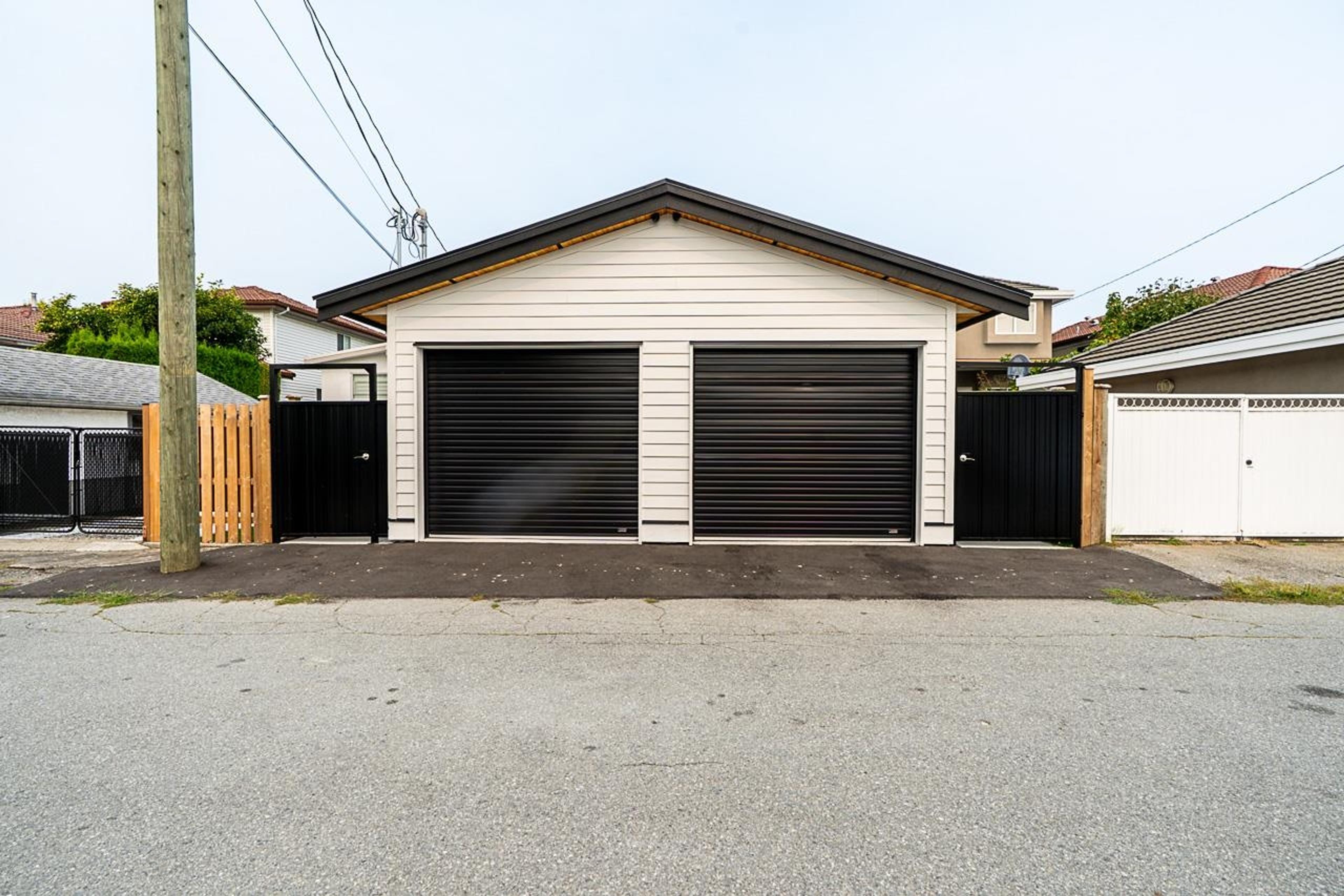 2248 E 48th Avenue, Vancouver - Exteriors - Photo 3