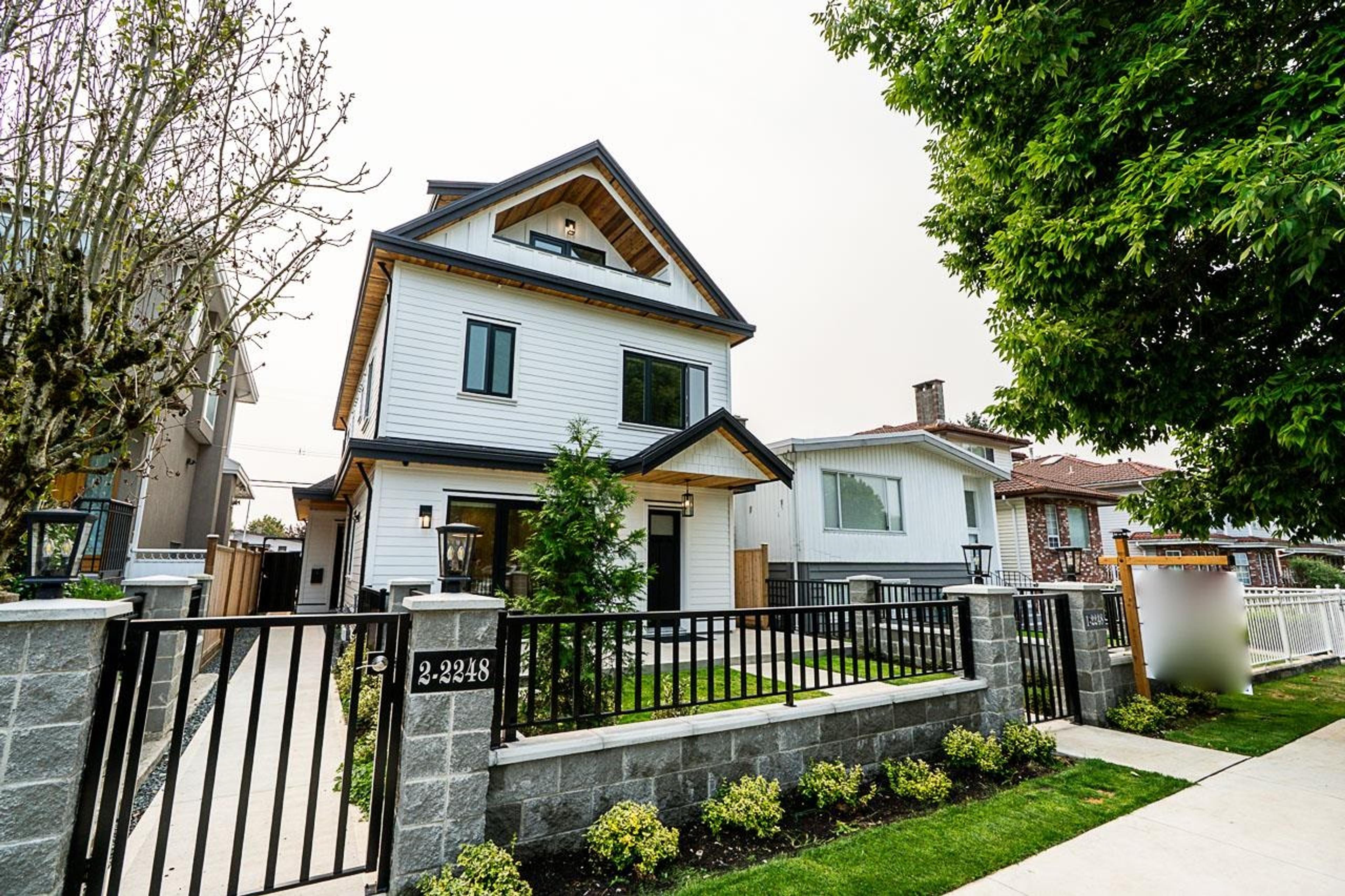 2248 E 48th Avenue, Vancouver - Exteriors - Photo 6