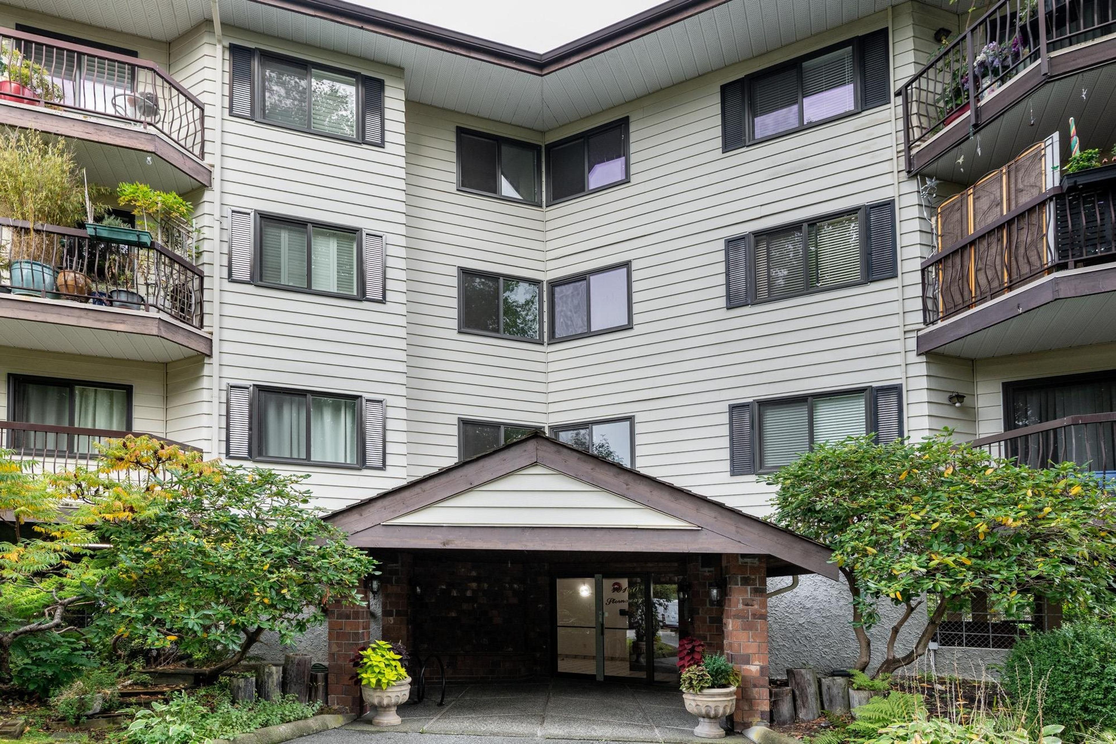 10160 Ryan Road, Richmond - Exteriors - Photo 5