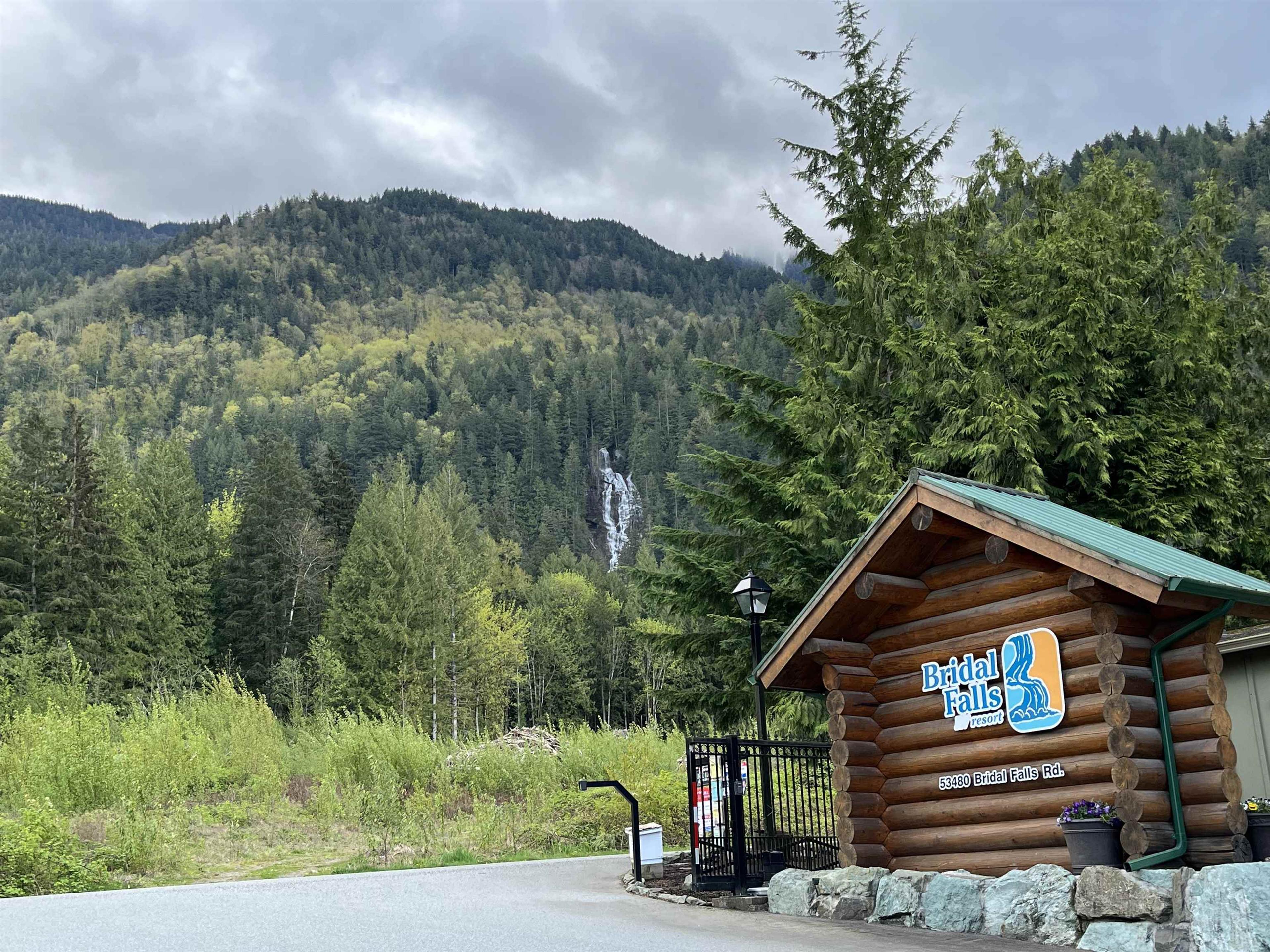 53480 Bridal Falls Road, Rosedale - Exteriors - Photo 2