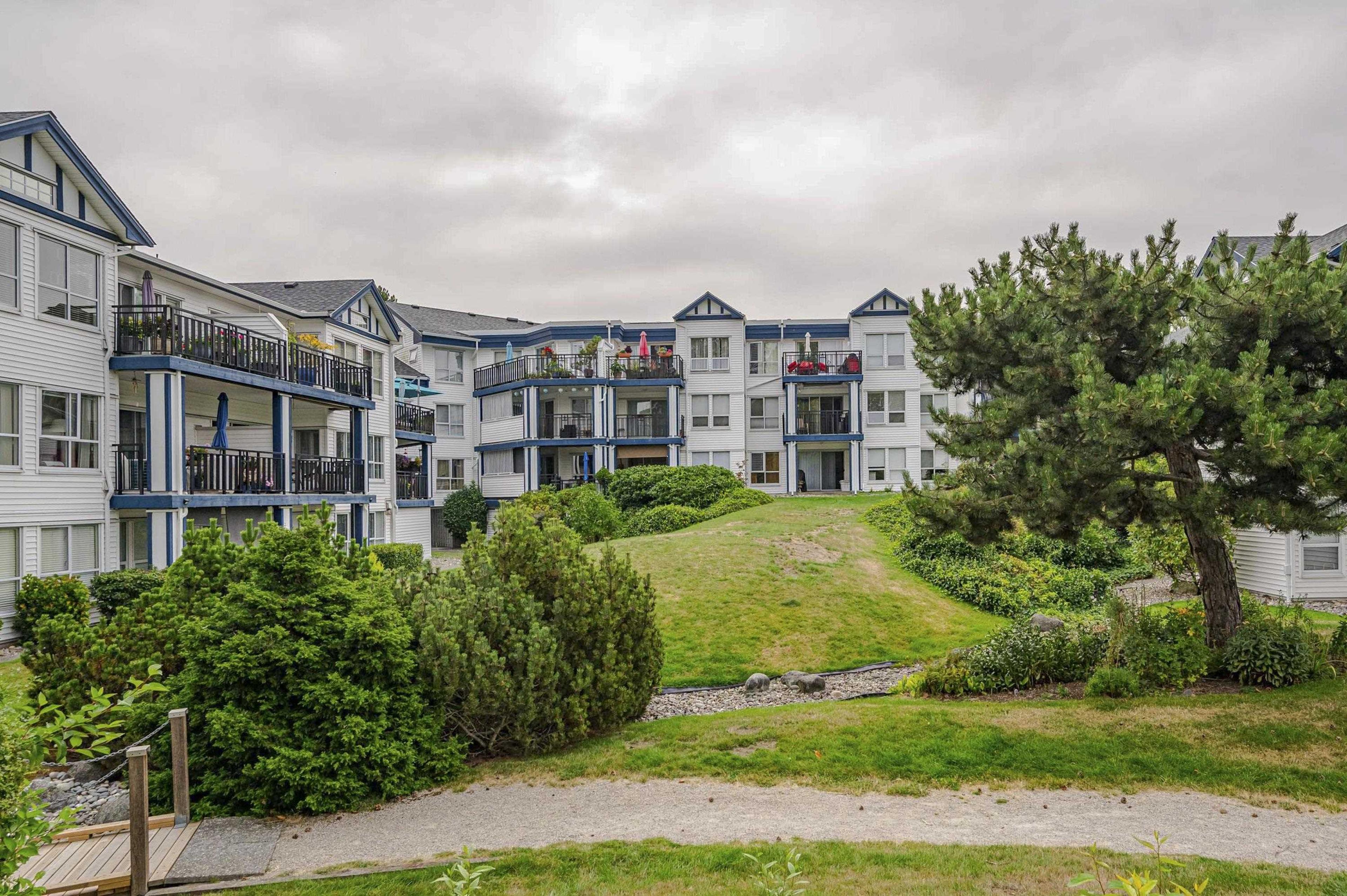 4955 River Road, Delta - Exteriors - Full Complex View - Photo 3