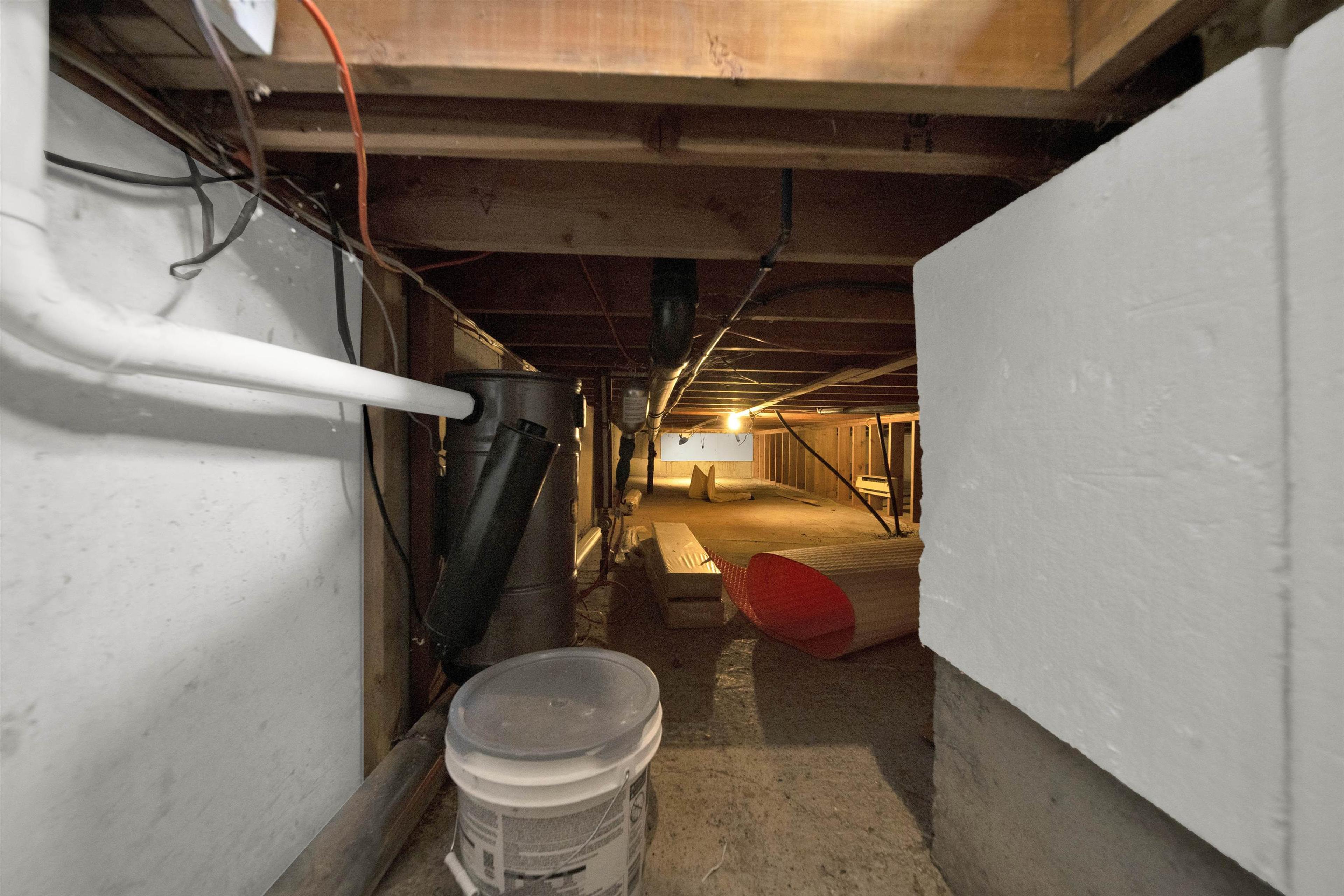 7560 138 Street, Surrey - Common Areas - Common storage - Photo 1