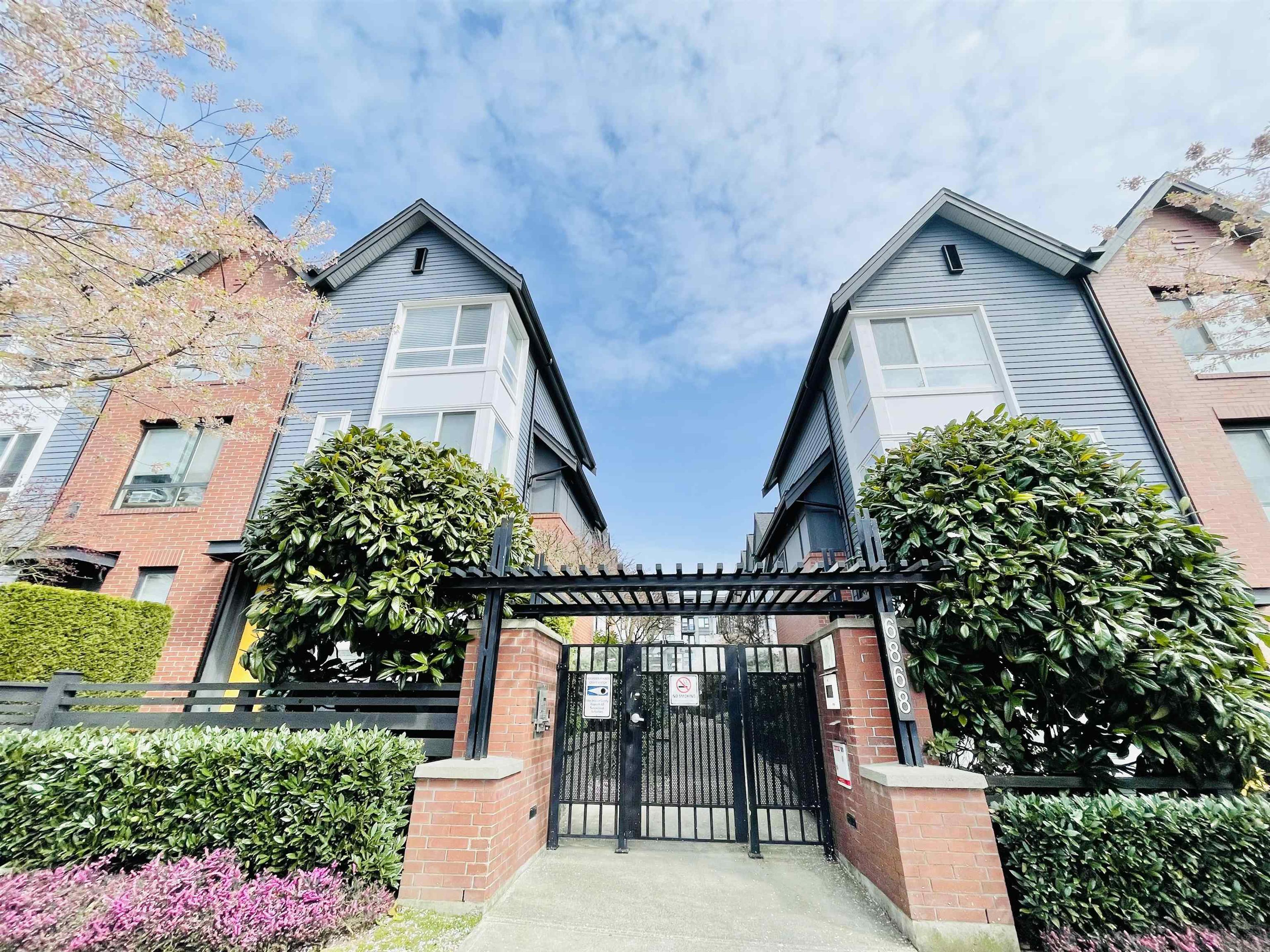 6868 Burlington Avenue, Burnaby - Exteriors - Photo 2