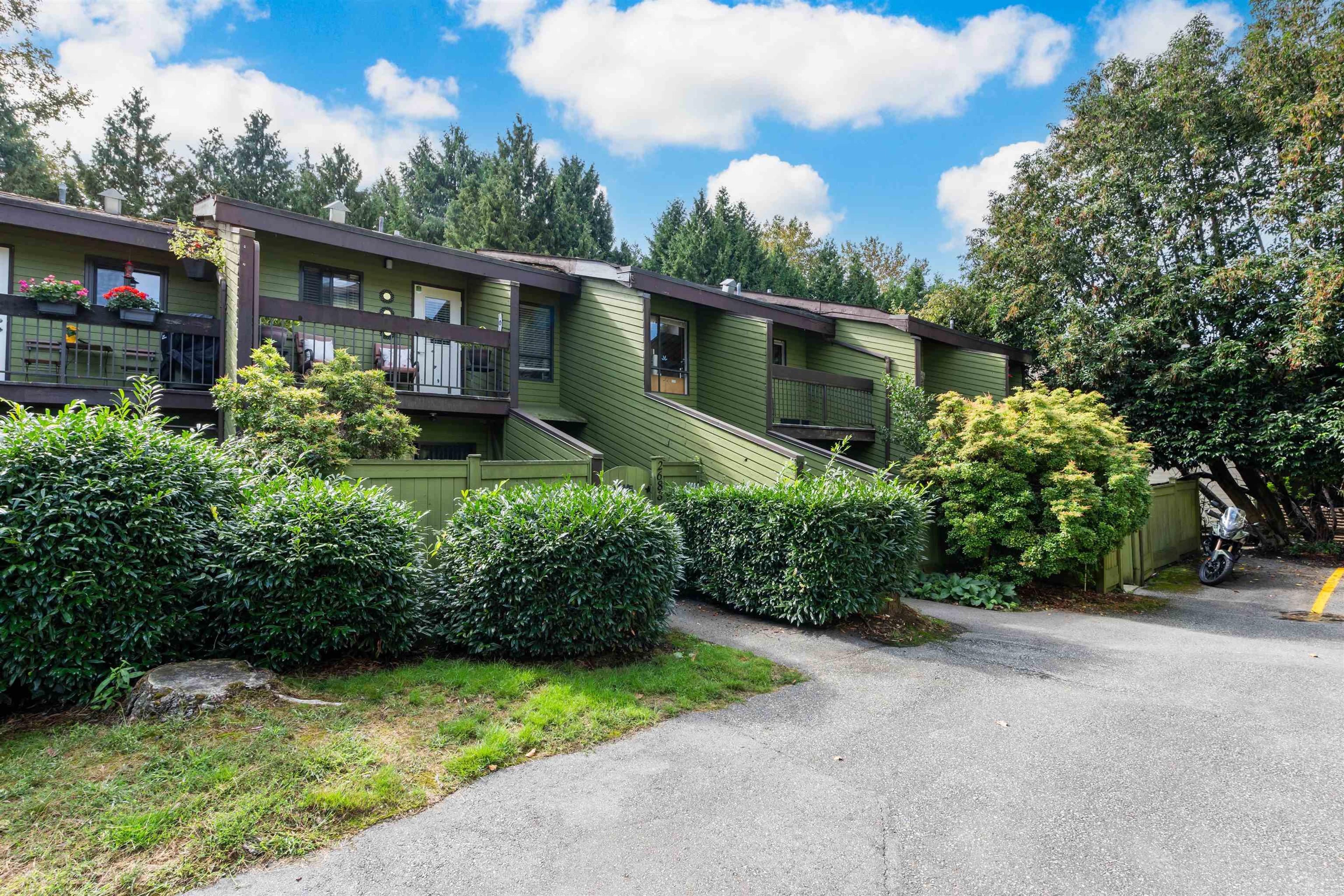 2686 Kingsford Avenue, Burnaby - Exteriors - Full Complex View - Photo 2