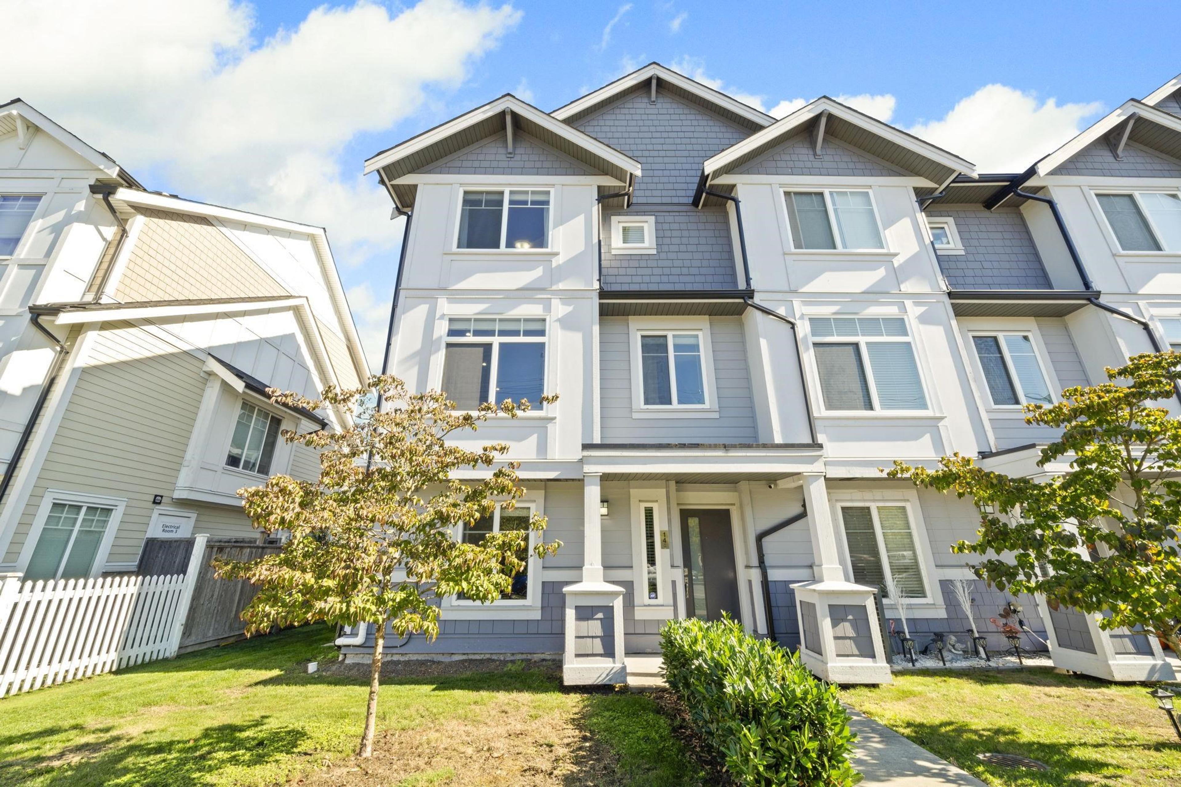 19239 70 Avenue, Surrey - Exteriors - Photo 2