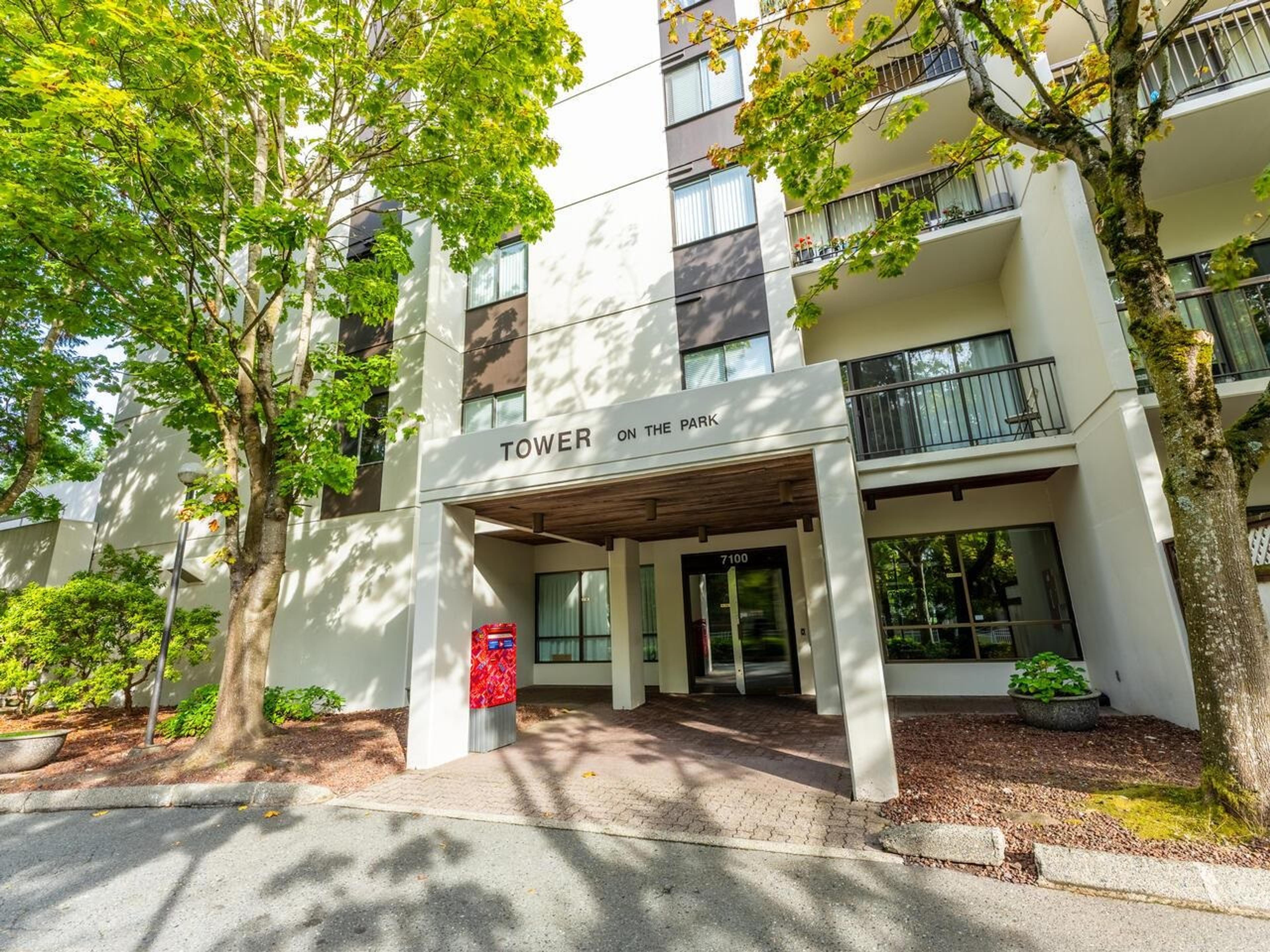 7040 Granville Avenue, Richmond - Exteriors - Photo 1