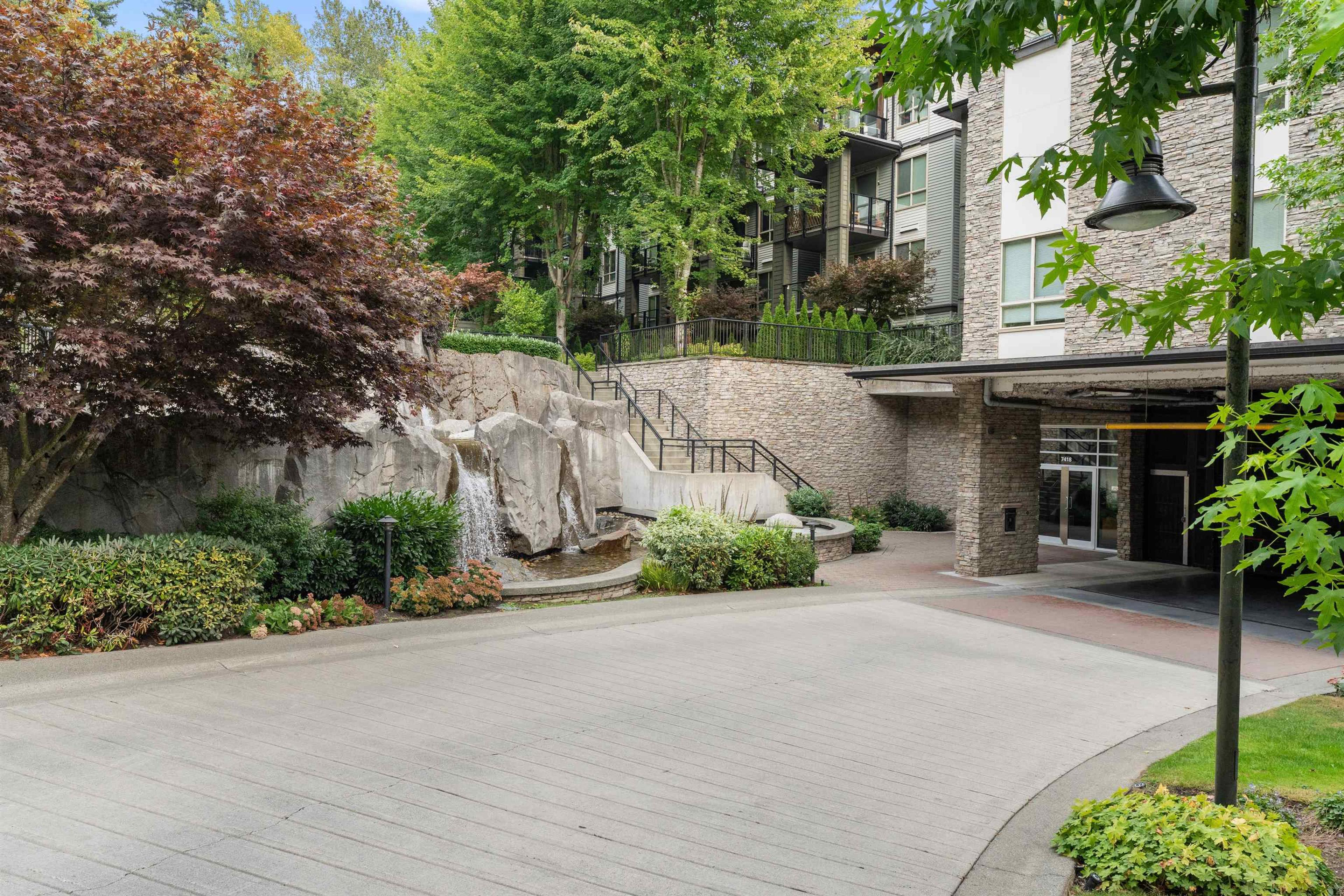7478 Byrnepark Walk, Burnaby - Exteriors - Photo 1