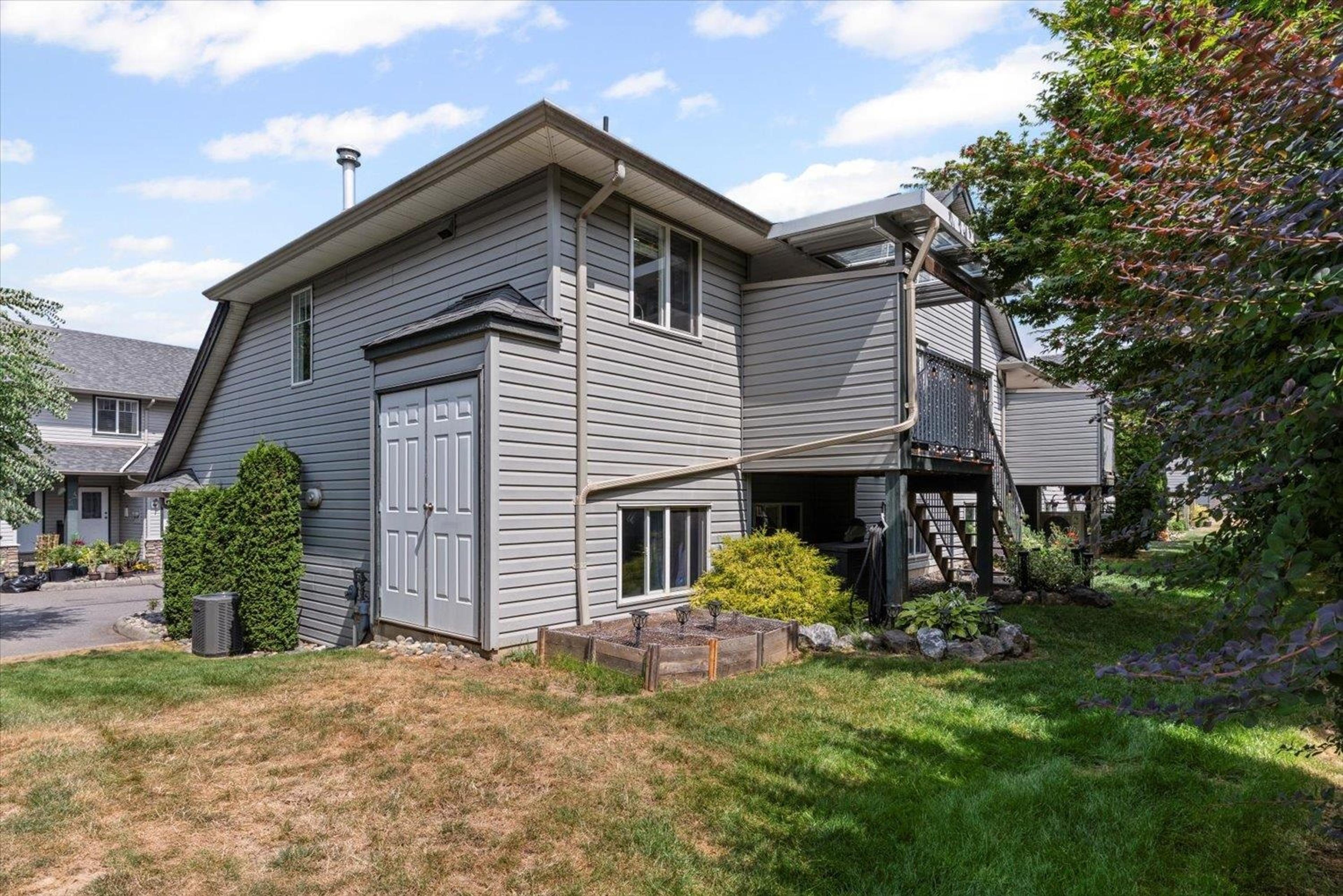 46330 Valleyview Road, Chilliwack - Exteriors - Photo 5