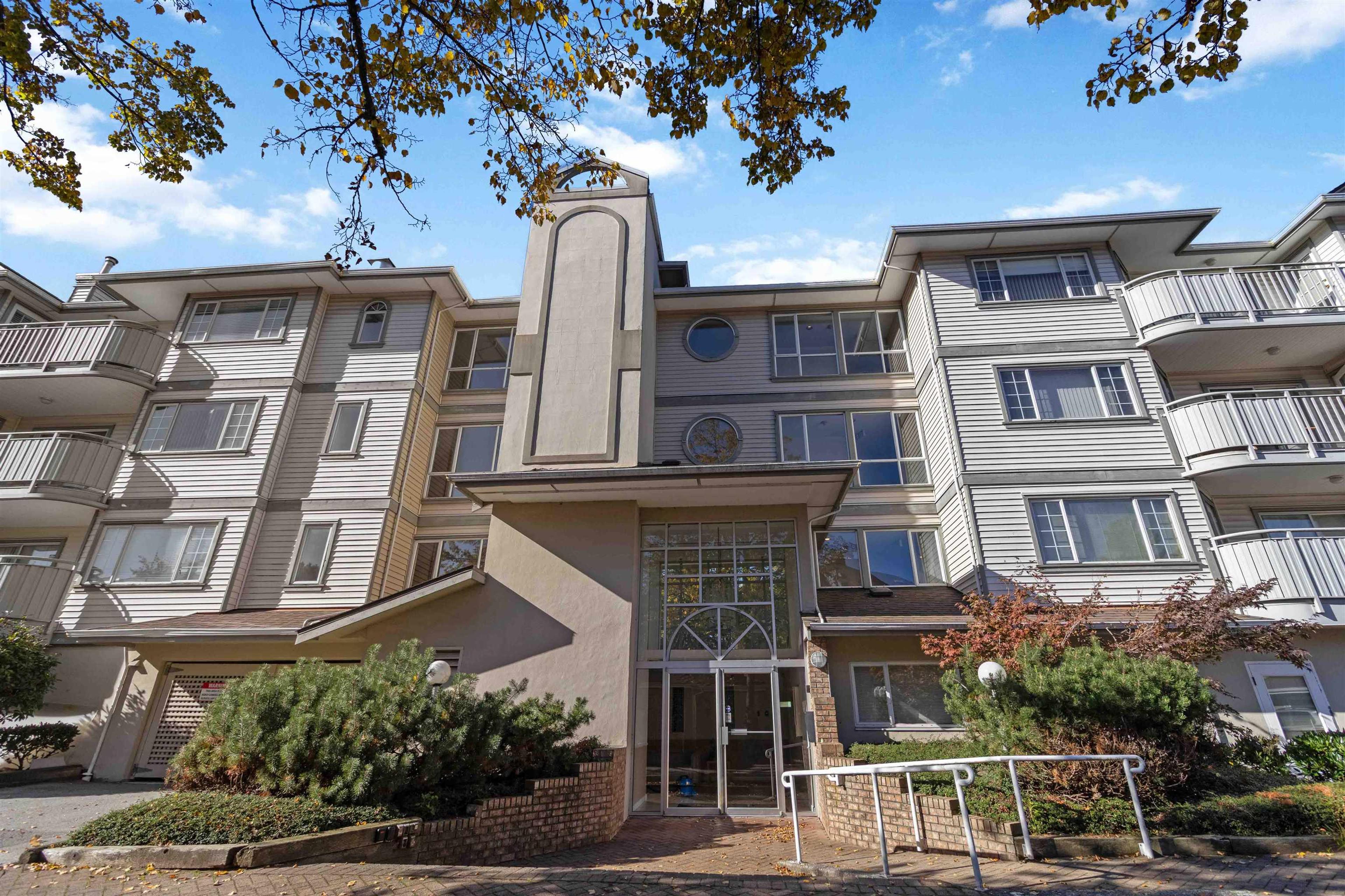 8120 Bennett Road, Richmond - Exteriors - Photo 1