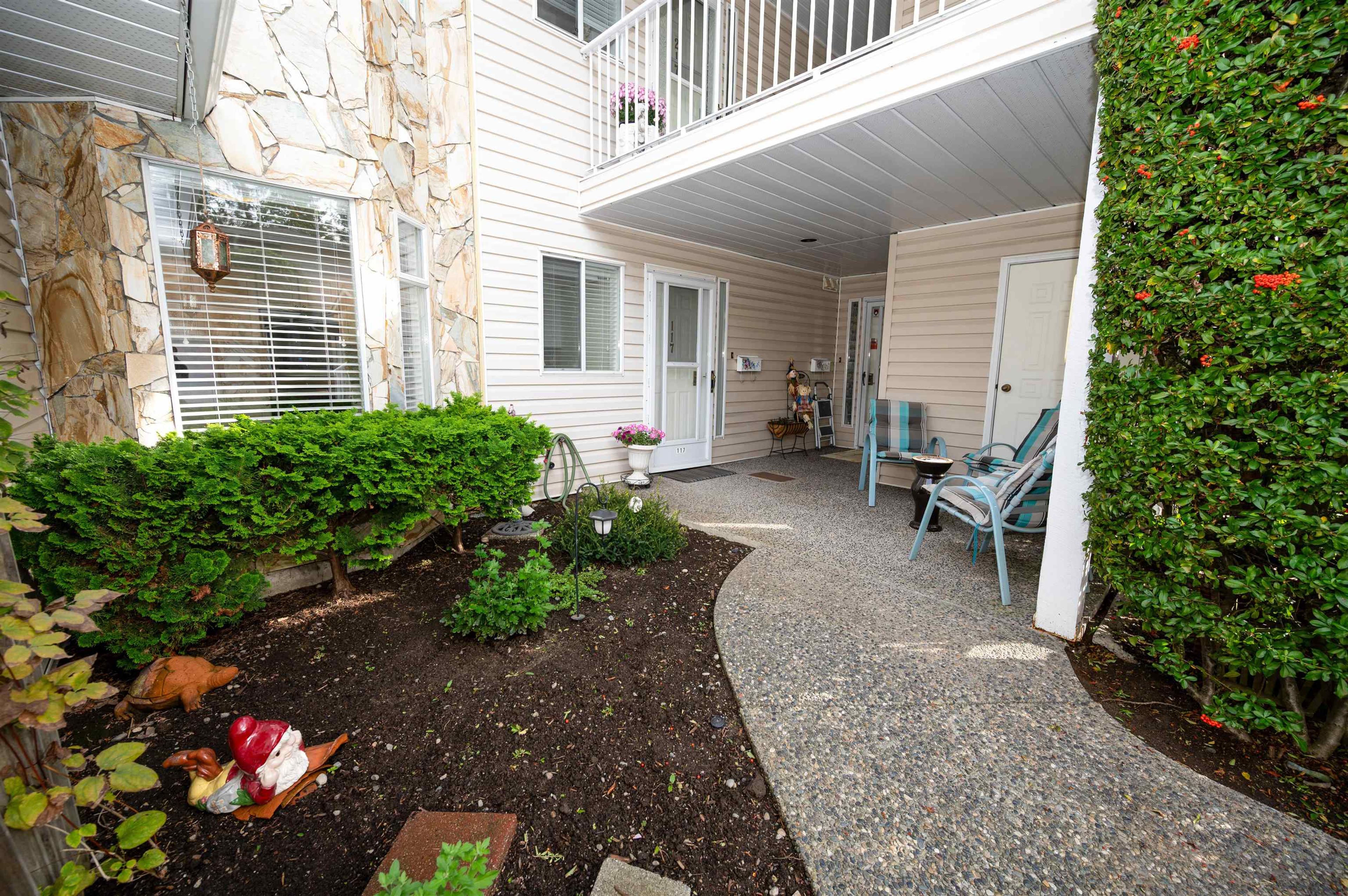 10584 153 Street, Surrey - Exteriors - Photo 1