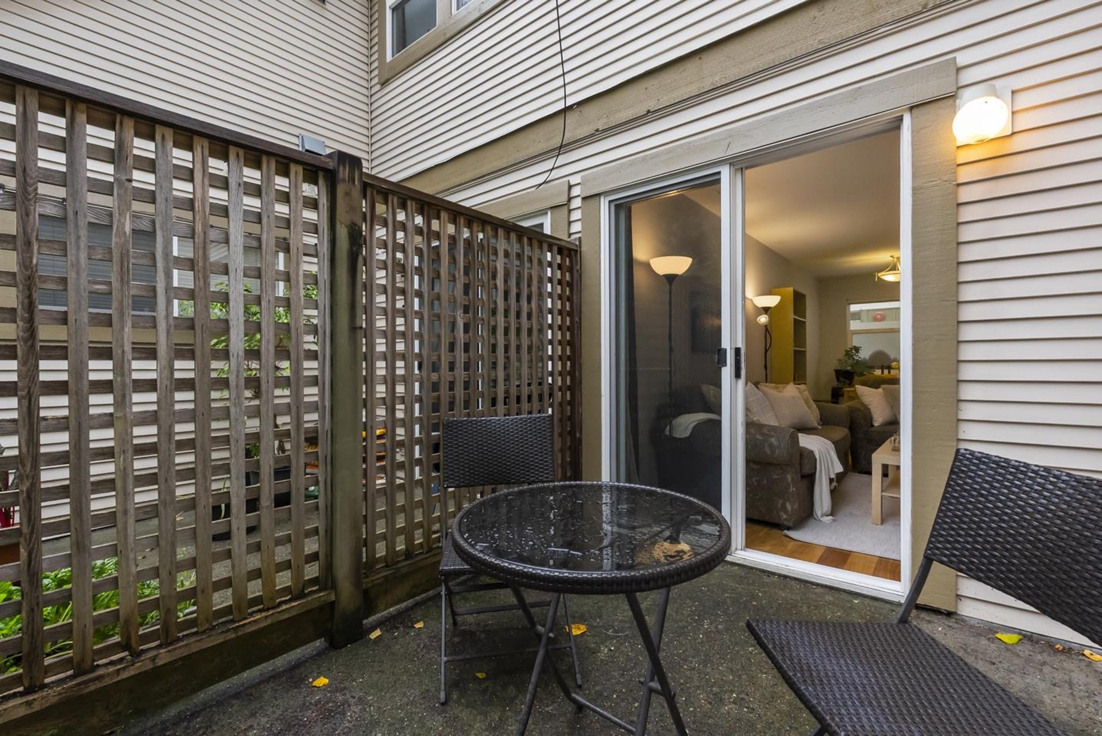 20543 96 Avenue, Langley - Exteriors - Photo 1