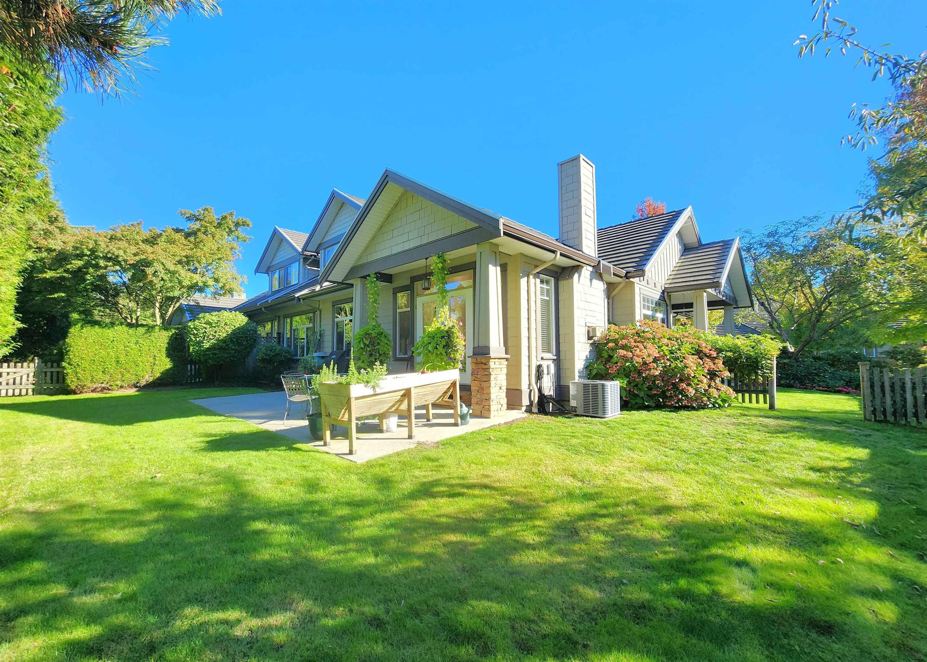 5688 152 Street, Surrey - Exteriors - Photo 2