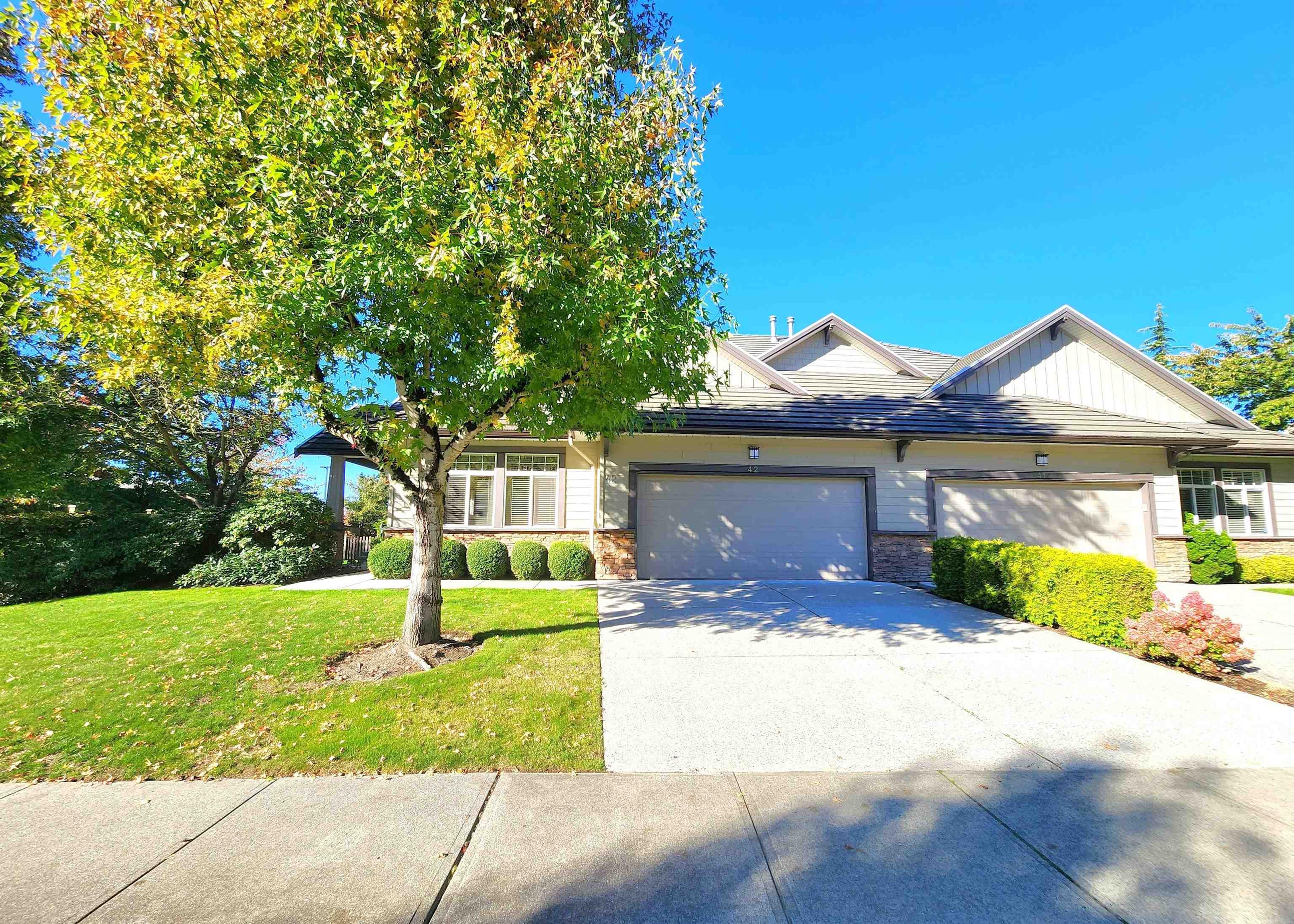 5688 152 Street, Surrey - Exteriors - Photo 3