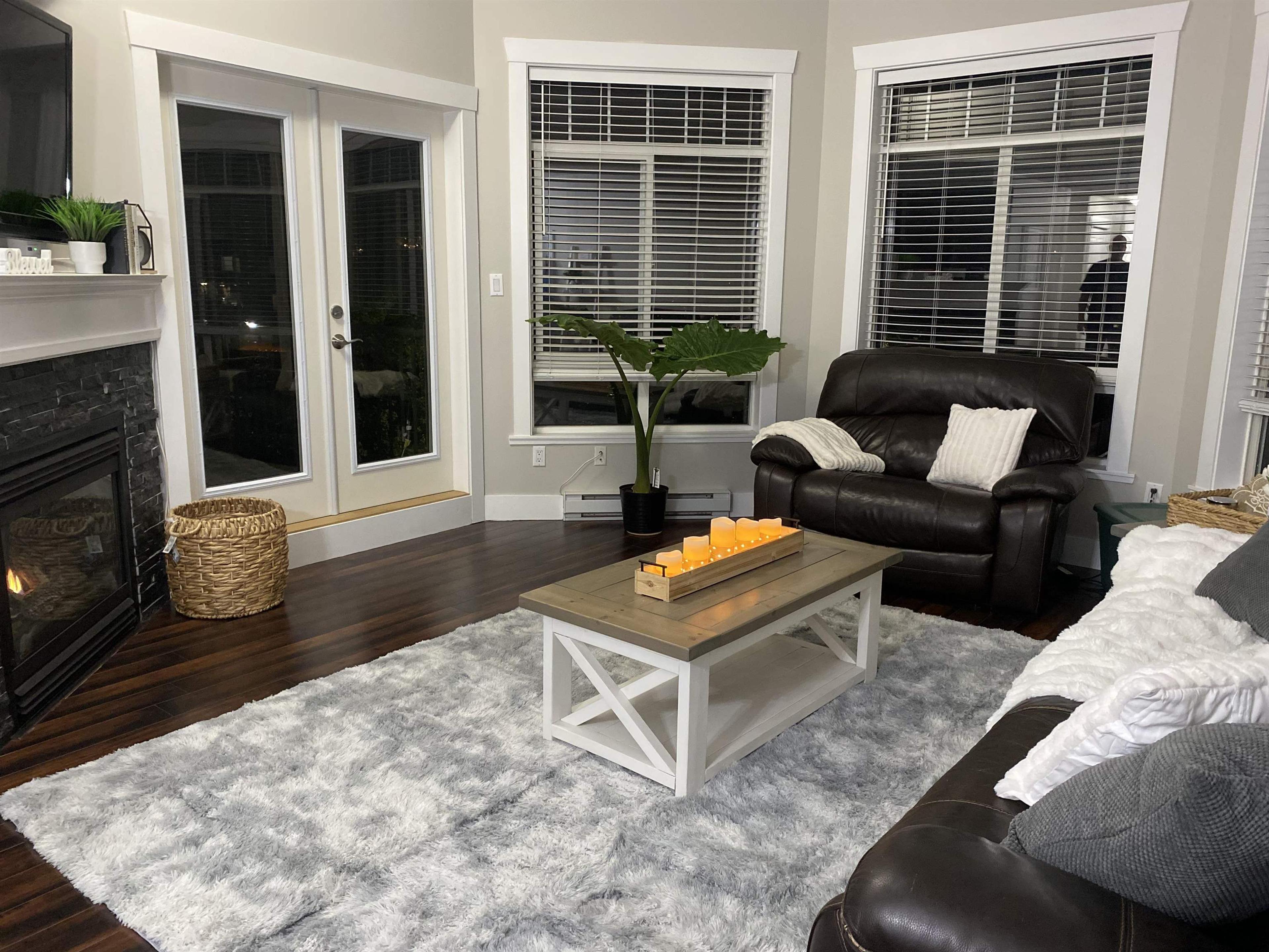 12207 224 Street, Maple Ridge - Exteriors - Photo 4