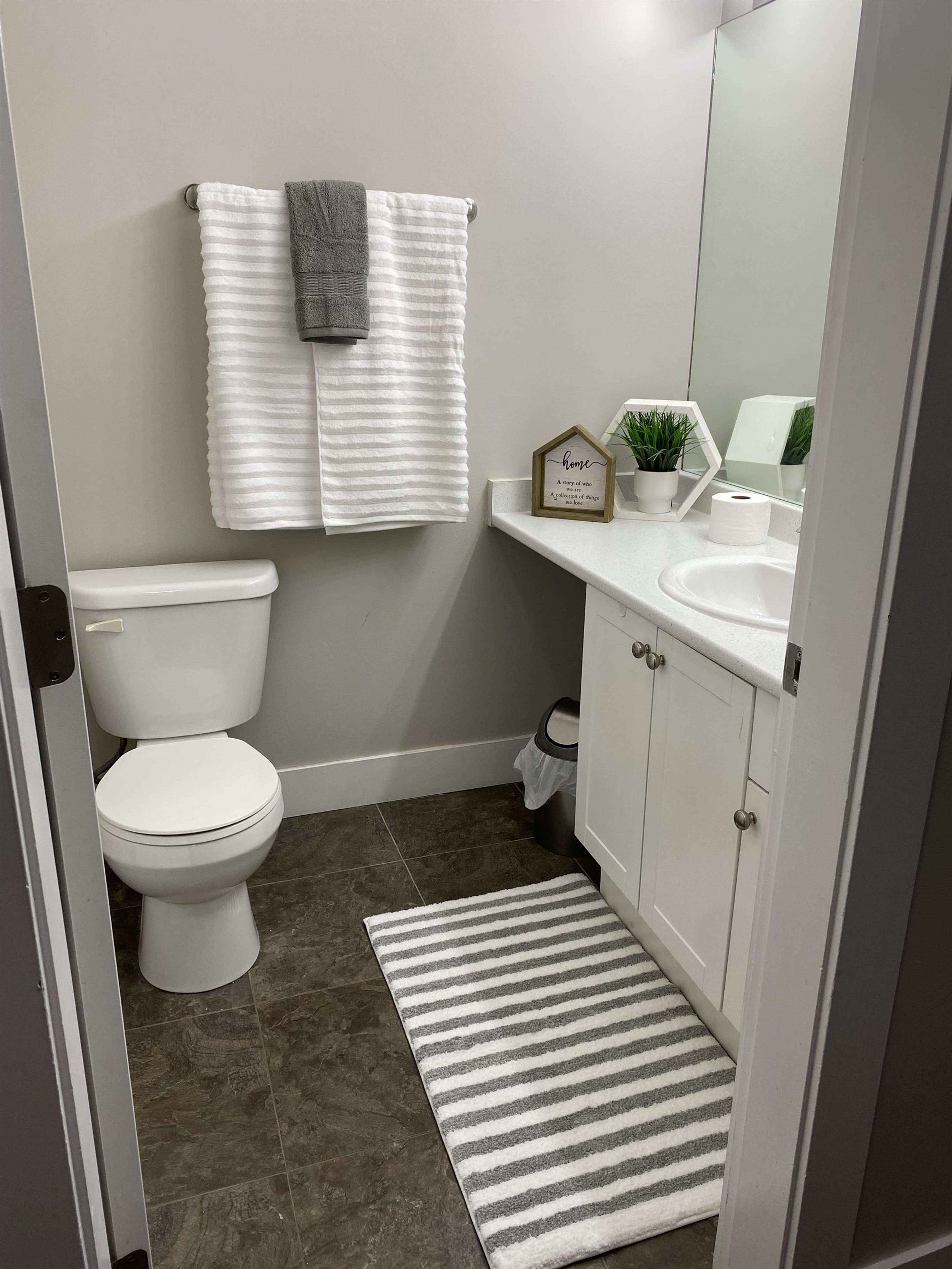 12207 224 Street, Maple Ridge - Exteriors - Photo 7