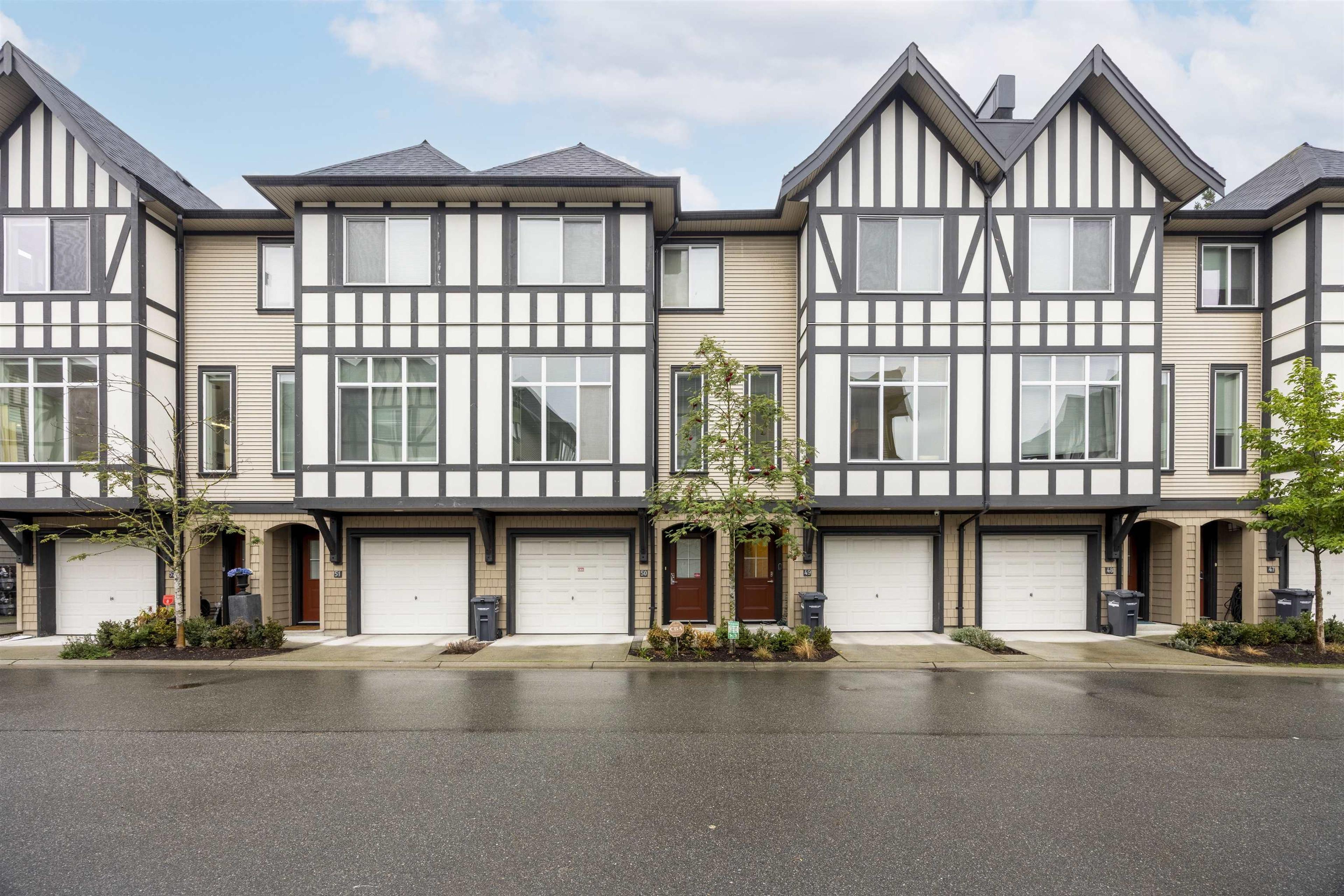 9728 Alexandra Road, Richmond - Exteriors - Full Complex View - Photo 3