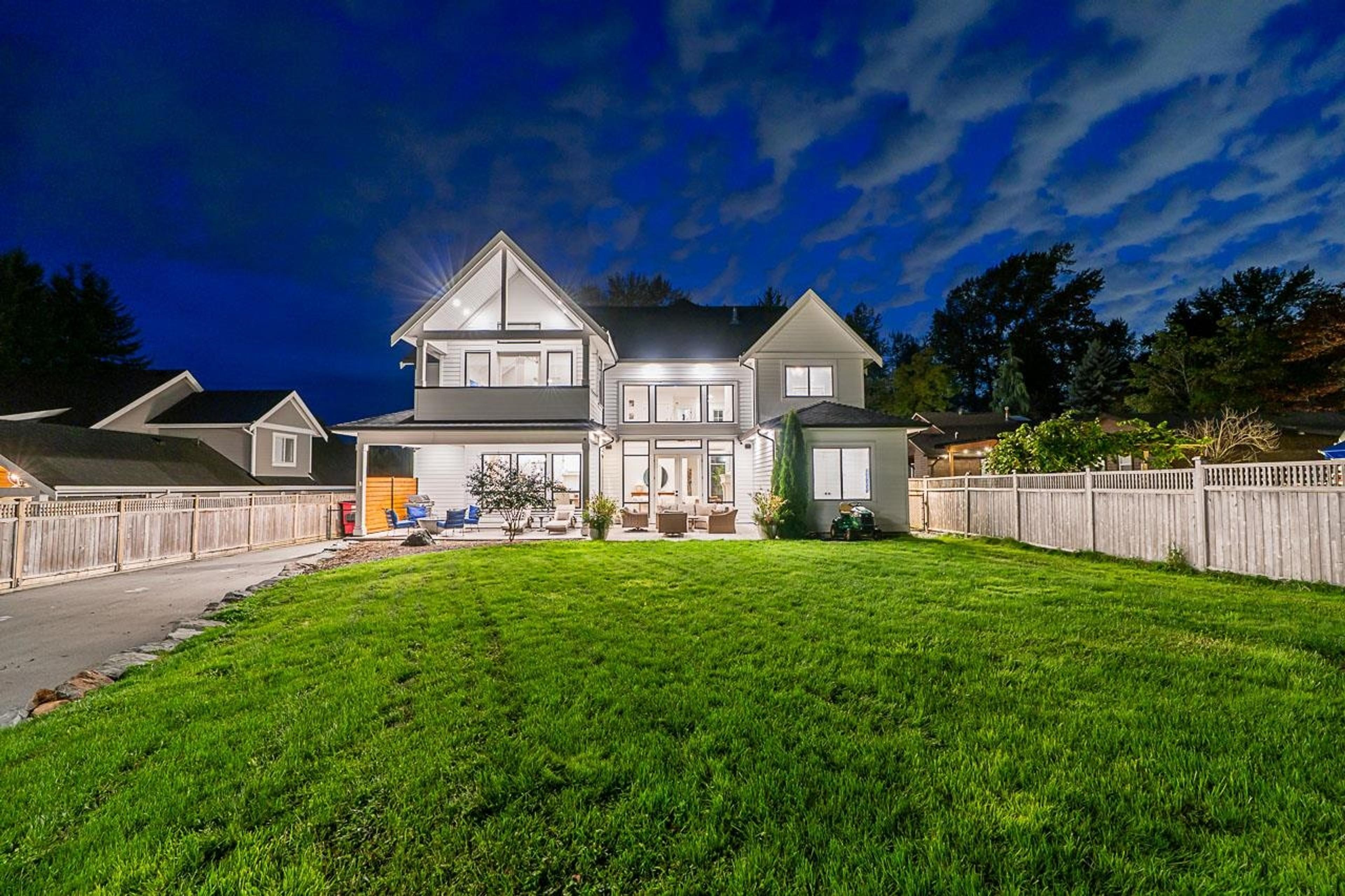 1130 216 Street, Langley - Exteriors - Photo 2