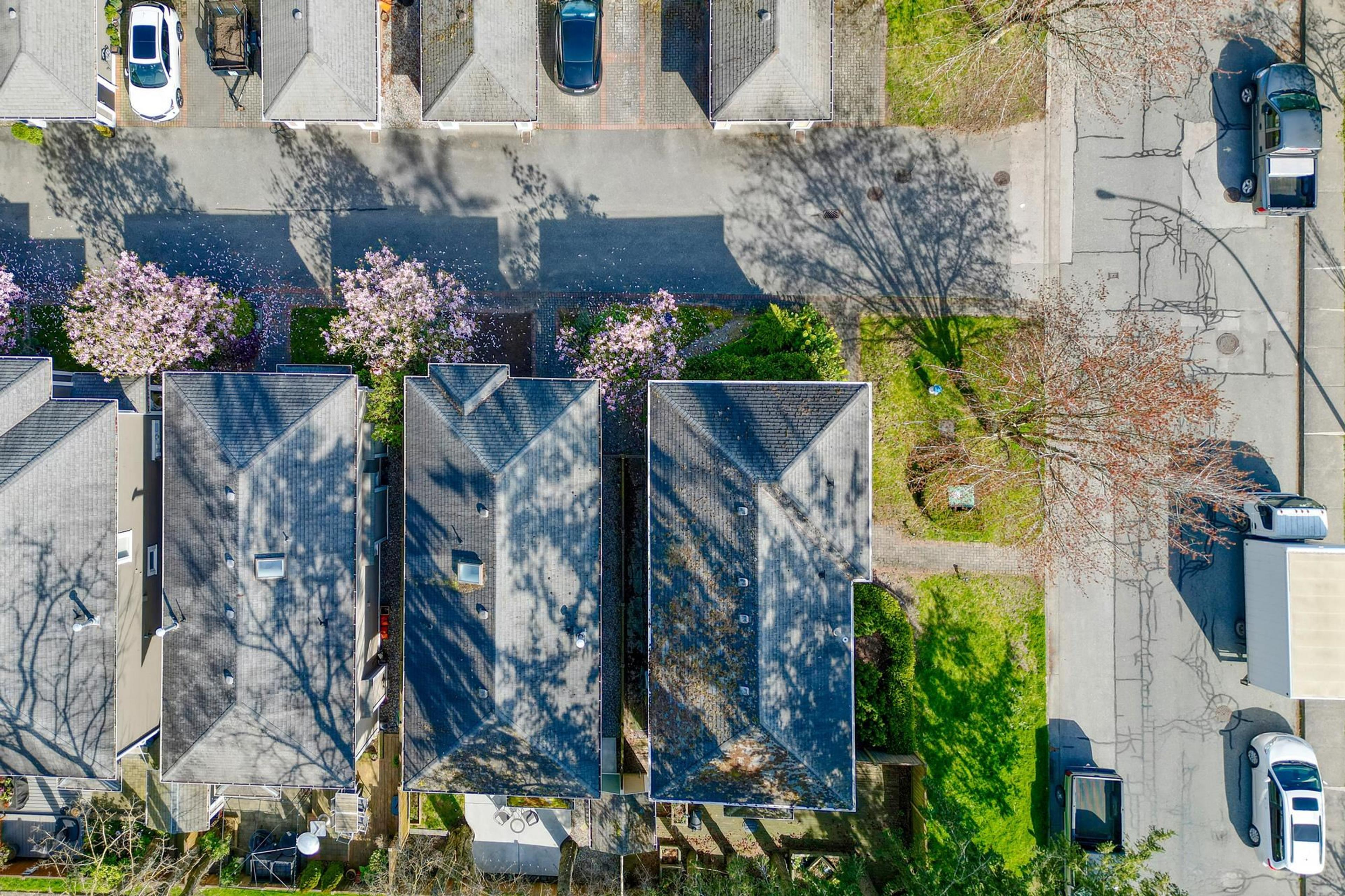 5681 47a Avenue, Delta - Exteriors - Drone/Aerial View, Full Complex View - Photo 2