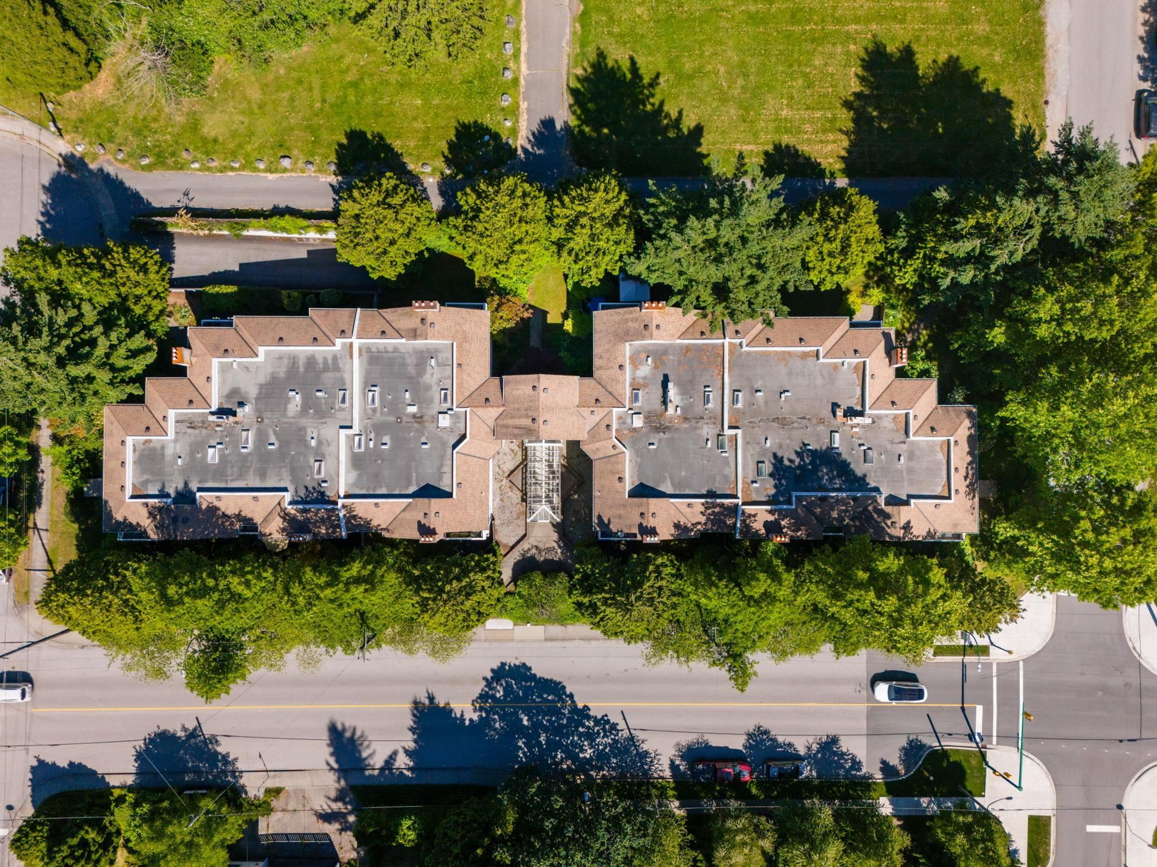 7368 Royal Oak Avenue, Burnaby - Exteriors - Full Complex View, Drone/Aerial View - Photo 5