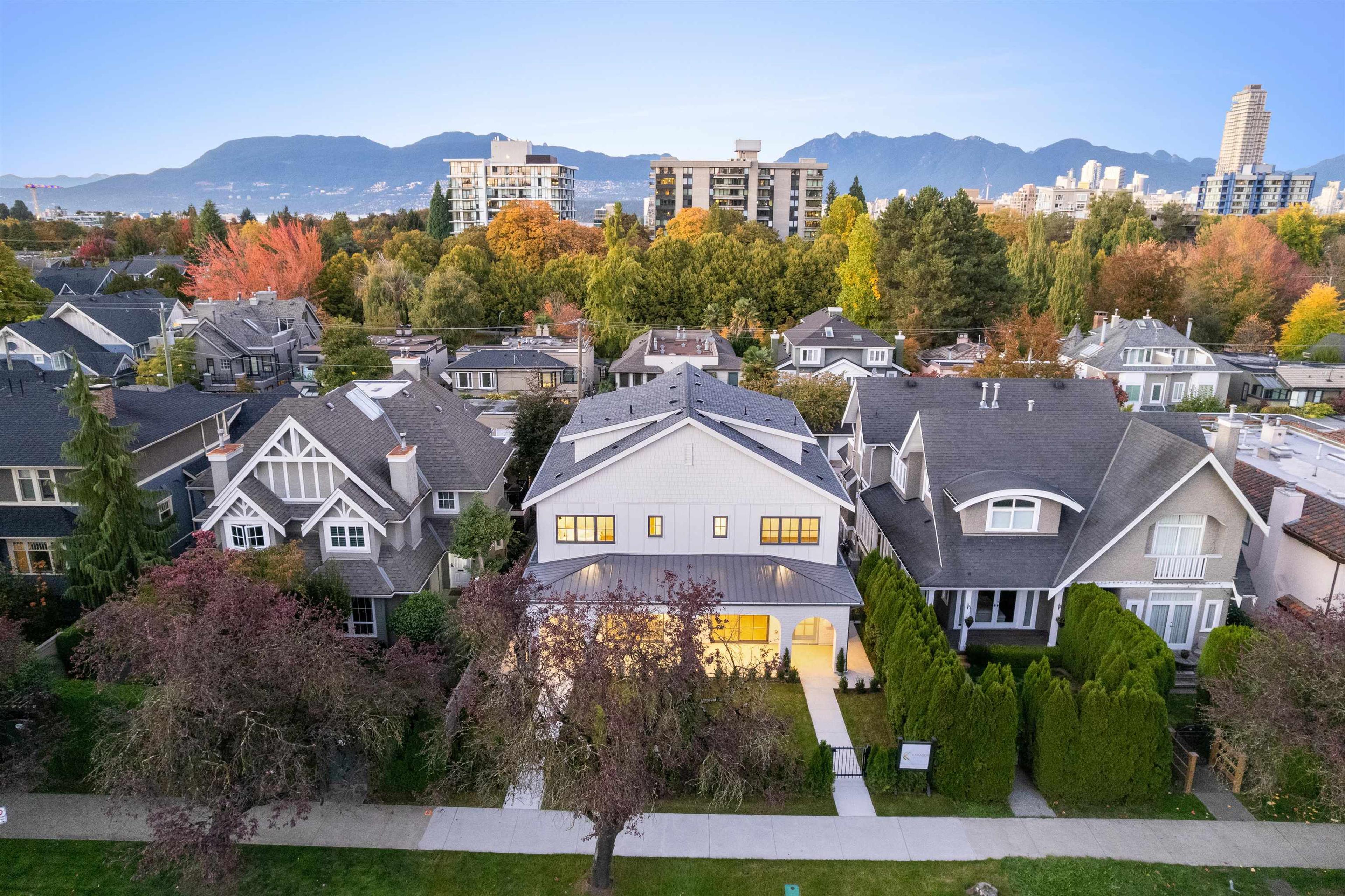 1761 W 16th Avenue, Vancouver - Exteriors - Drone/Aerial View - Photo 4