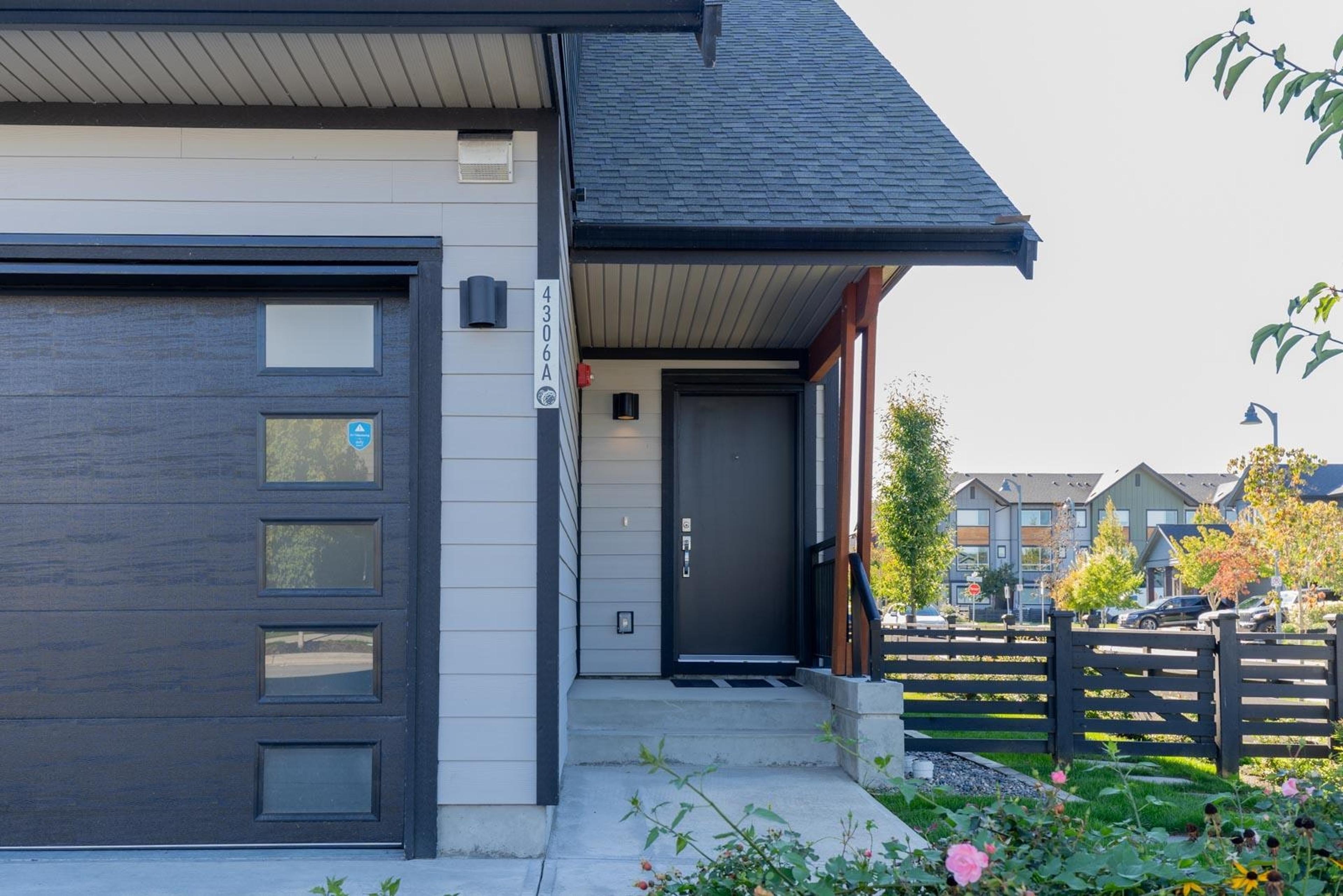 4338 Cormorant Way, Tsawwassen - Exteriors - Photo 1