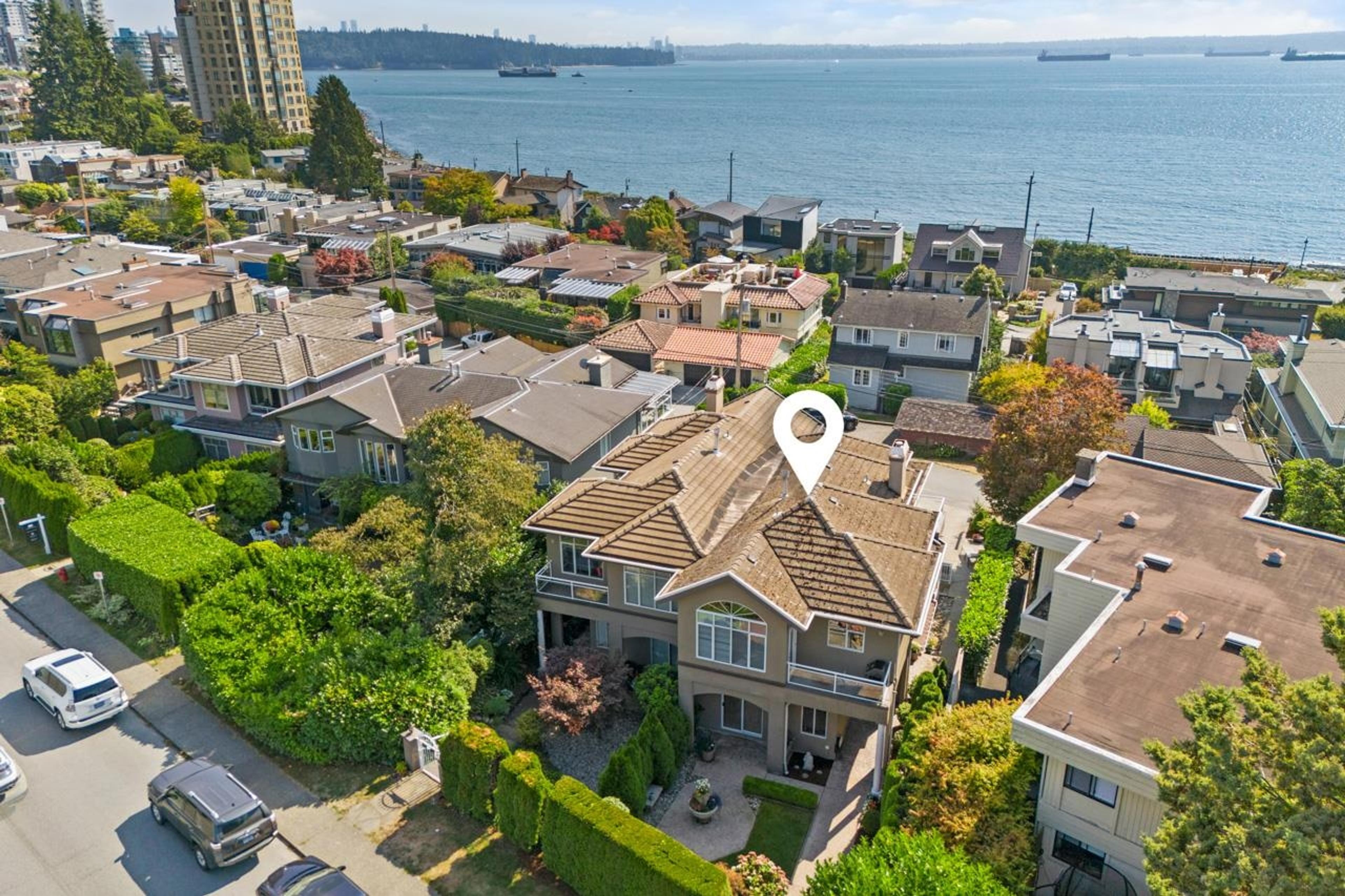 2362 Marine Drive, West Vancouver - Exteriors - Drone/Aerial View, Marked/Pin - Photo 5