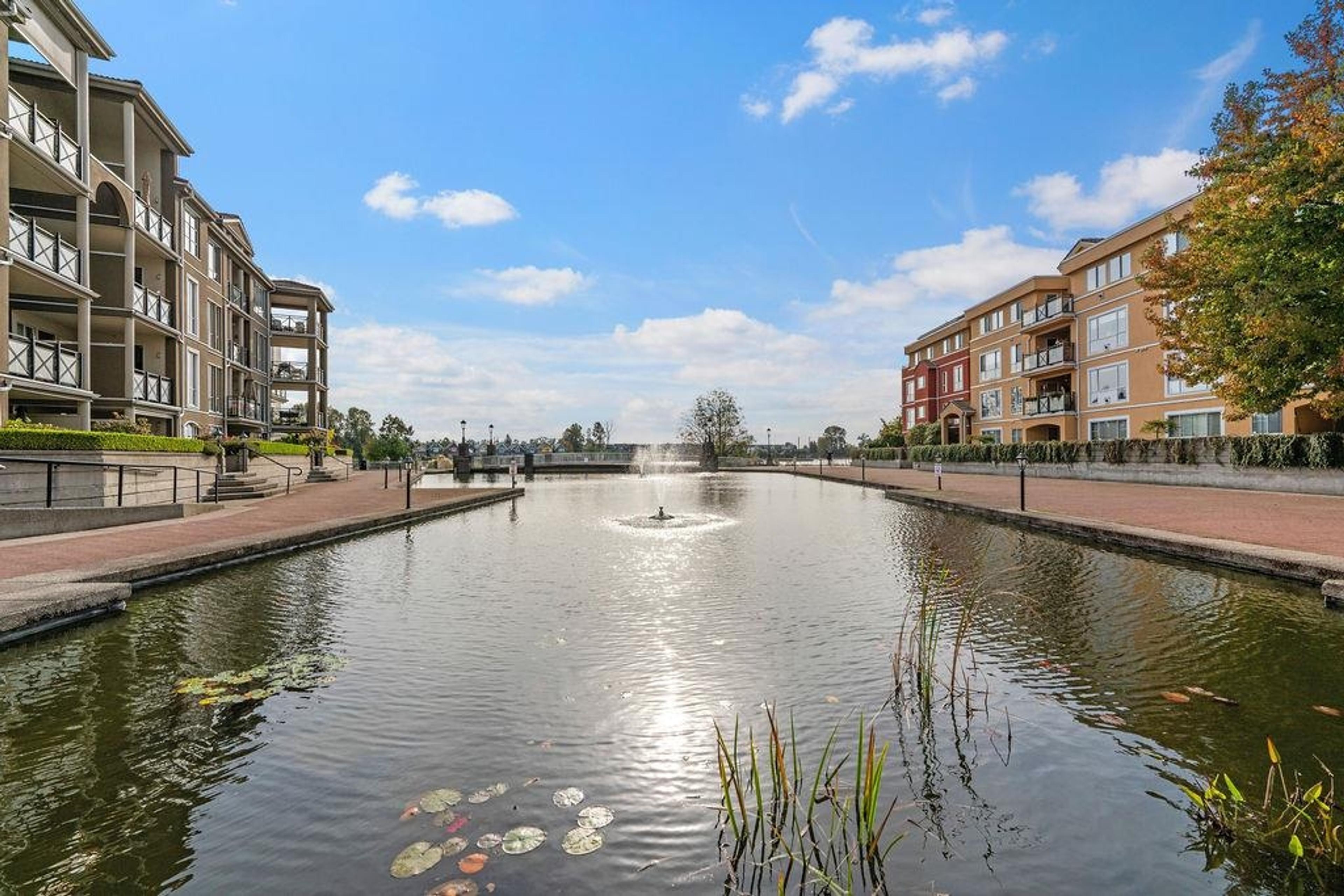 6 Renaissance Square, New Westminster - Exteriors - Full Complex View - Photo 5