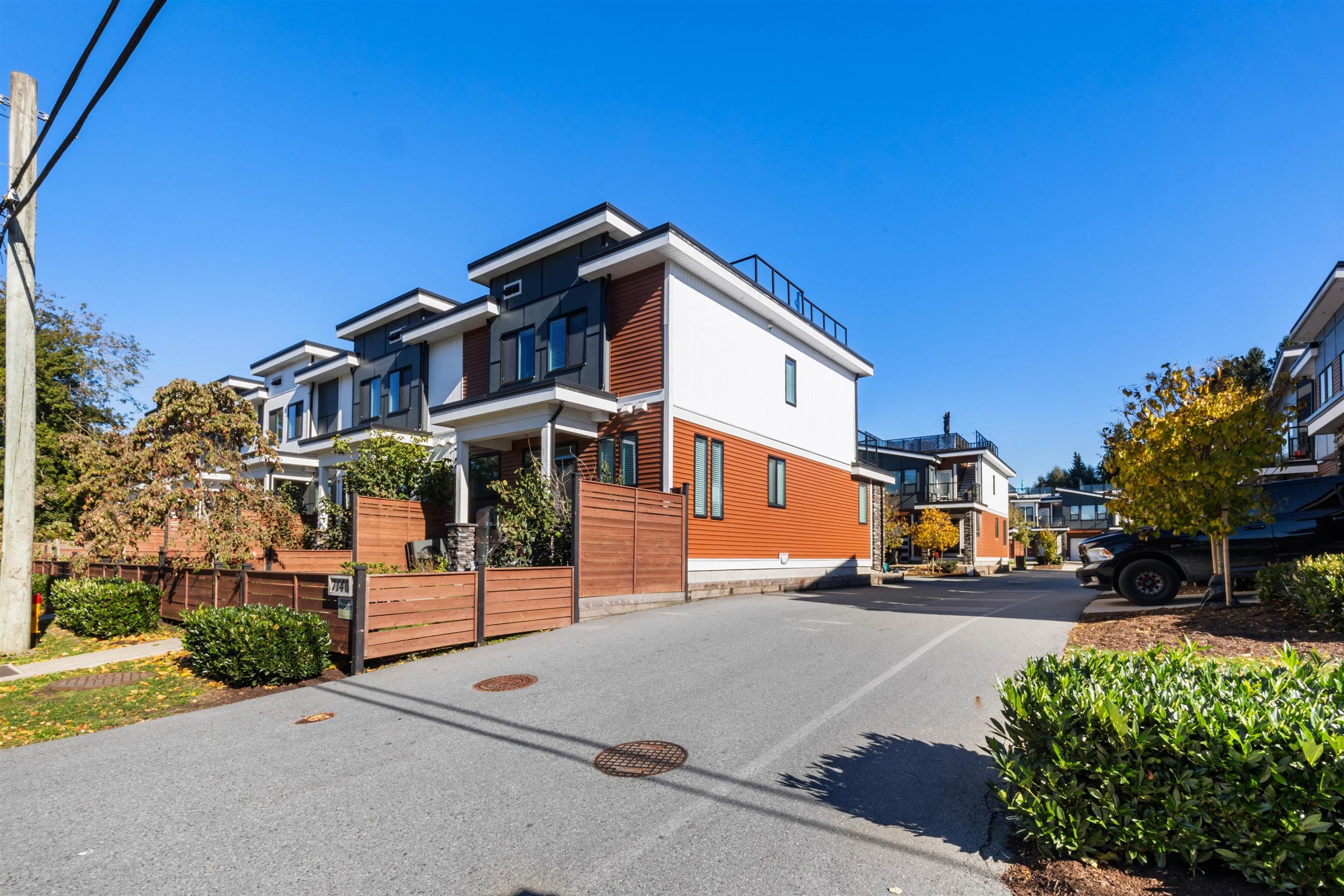 7140 Maitland Avenue, Chilliwack - Exteriors - Full Complex View - Photo 6