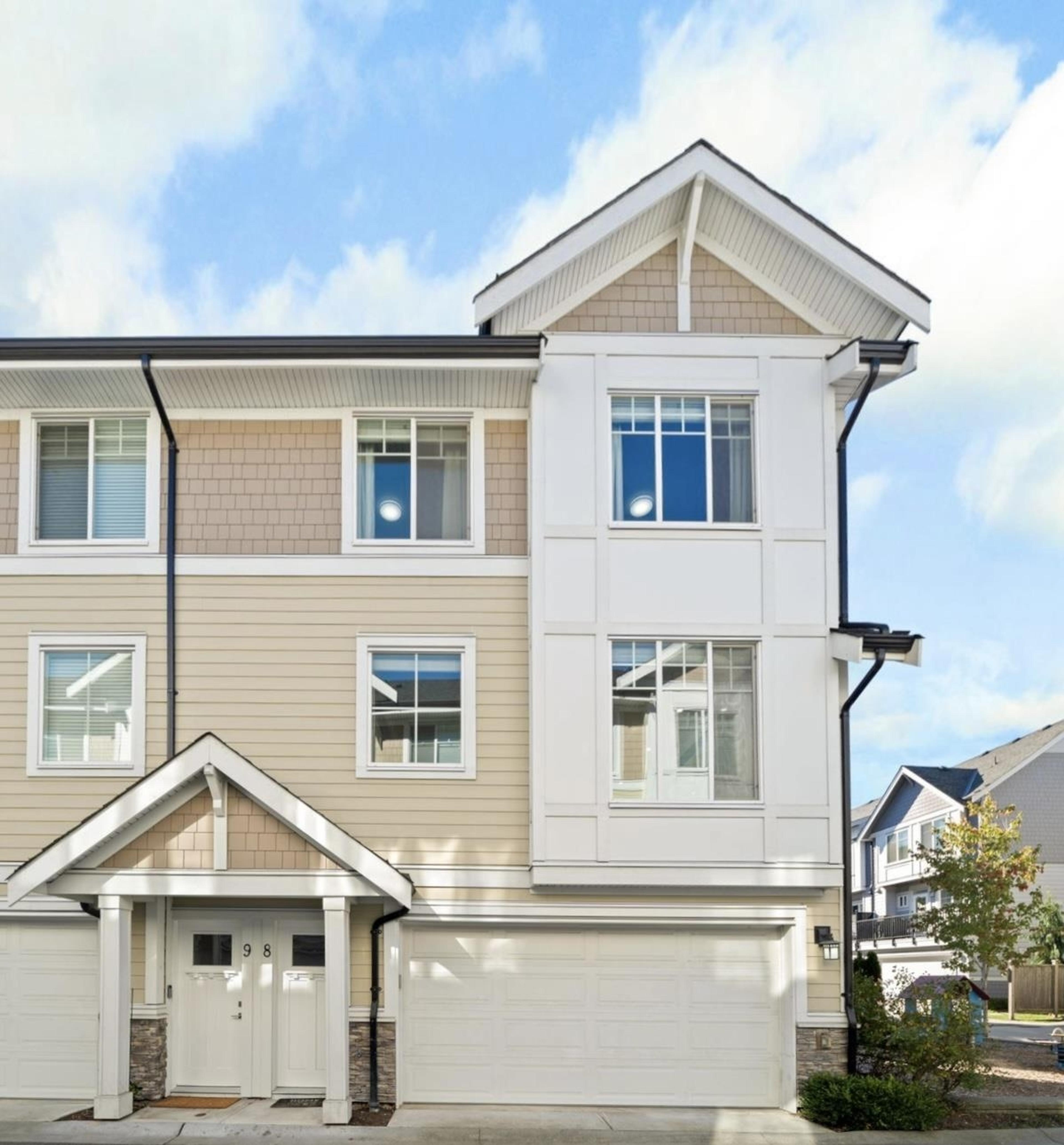 7056 192 Street, Surrey - Exteriors - Photo 5