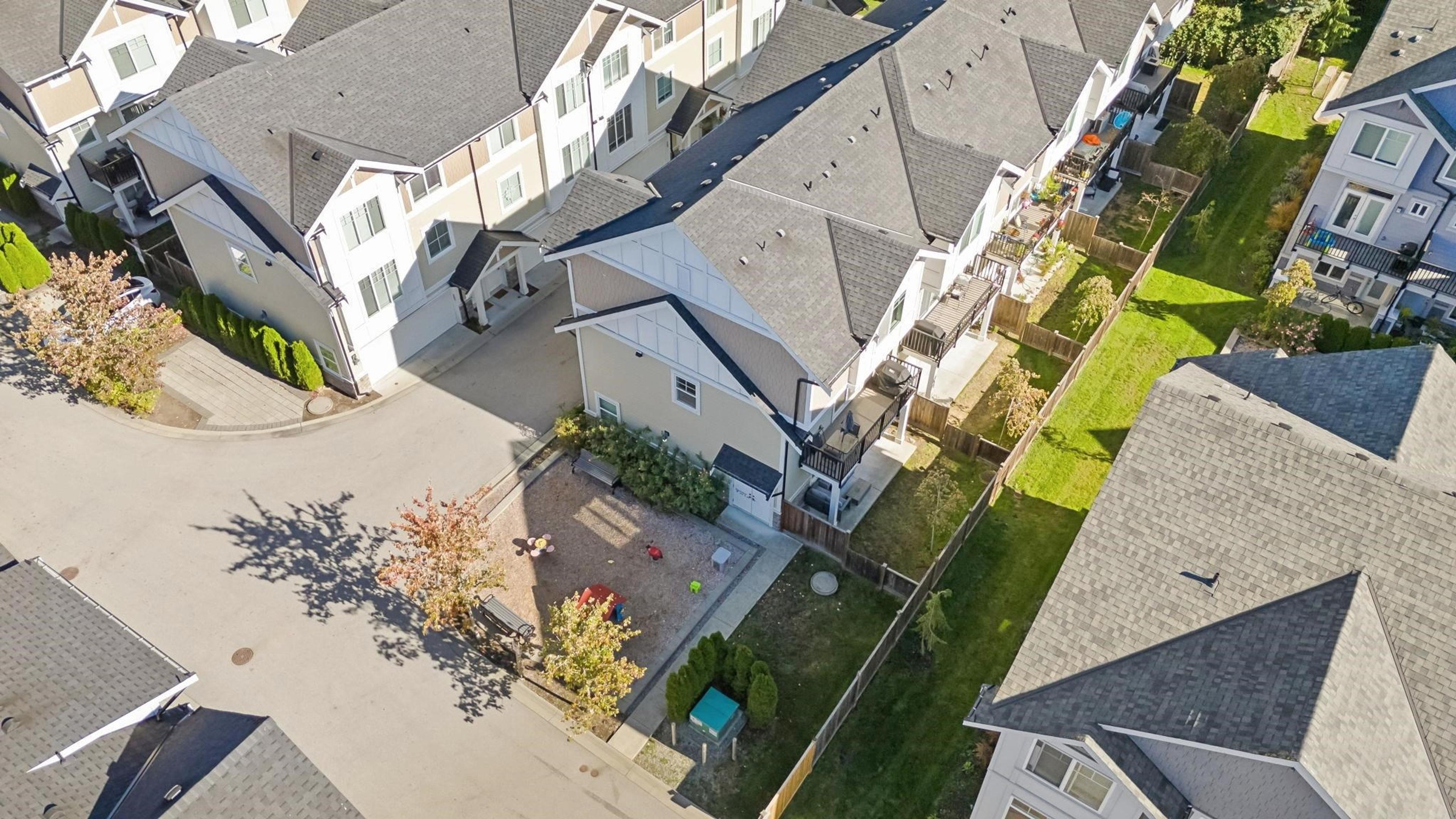 7056 192 Street, Surrey - Exteriors - Full Complex View, Drone/Aerial View - Photo 7