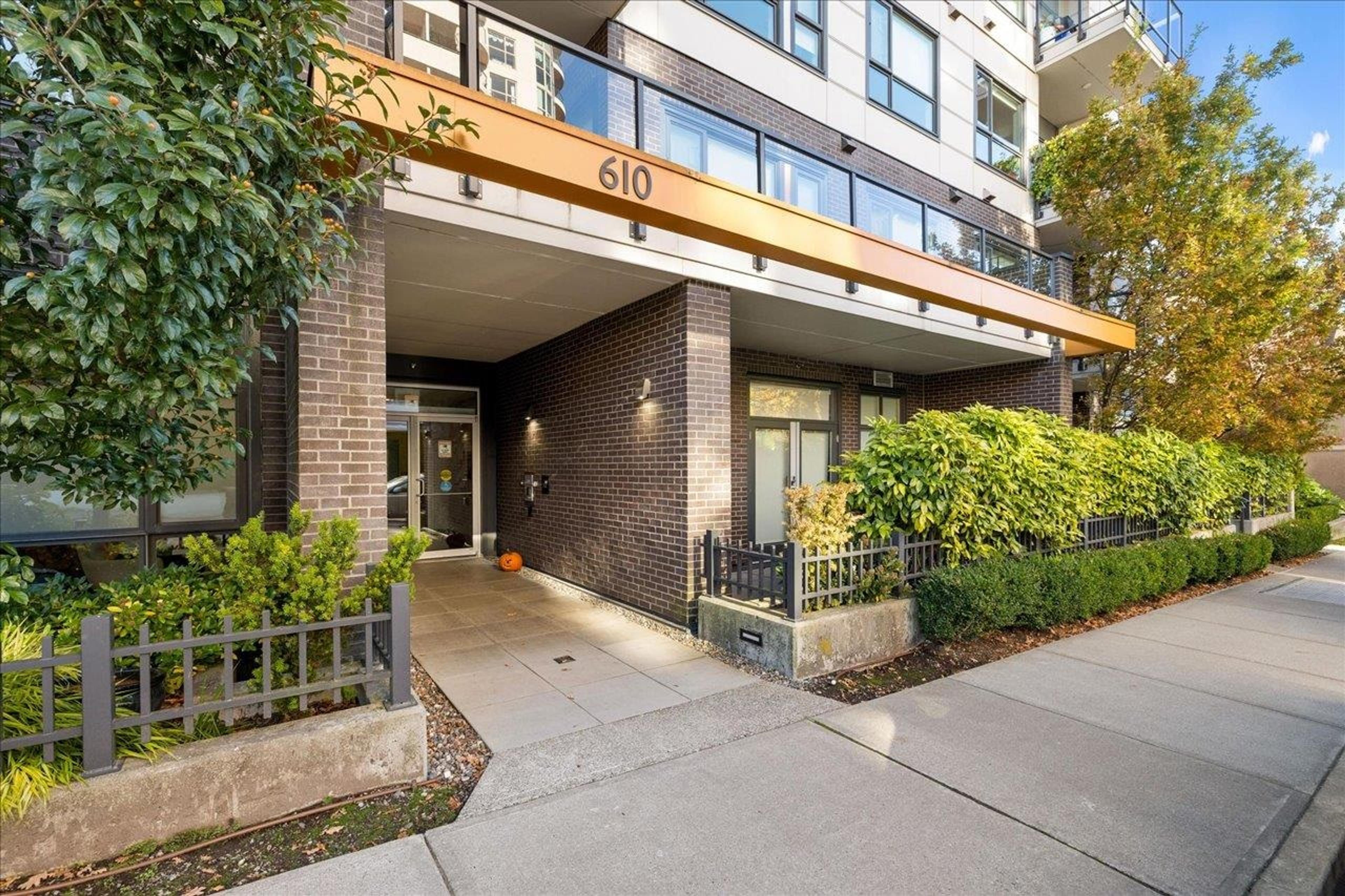 610 Brantford Street, New Westminster - Exteriors - Photo 4