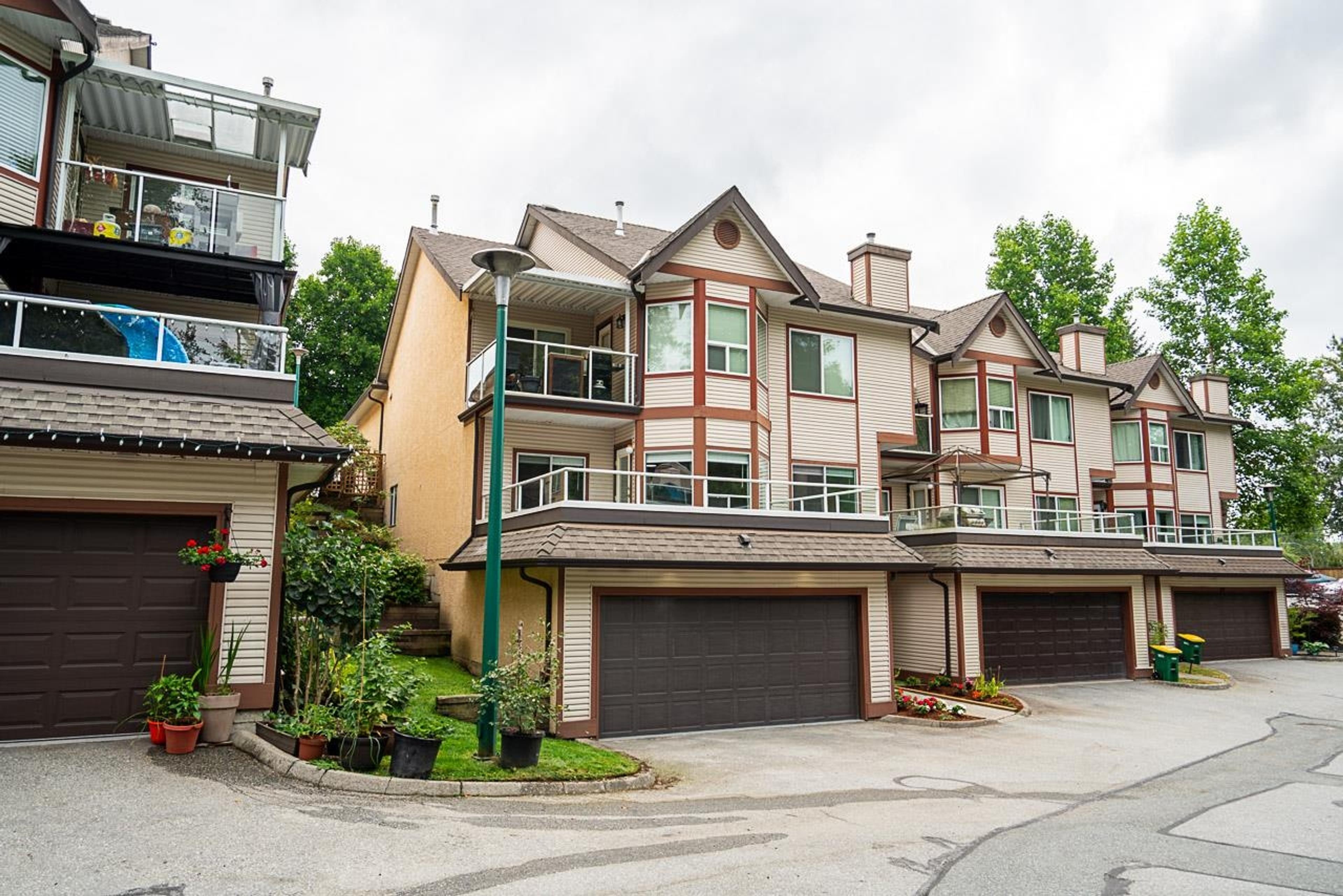 23151 Haney Bypass, Maple Ridge - Exteriors - Full Complex View - Photo 2